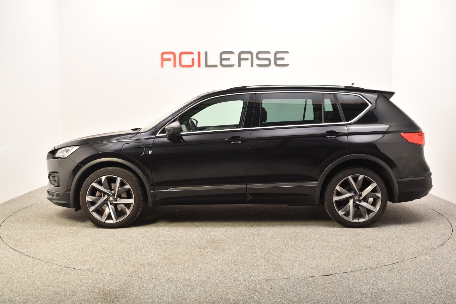 flexleasing-seat-tarraco-14-ehybrid-fr-dsg-5d-findleasing