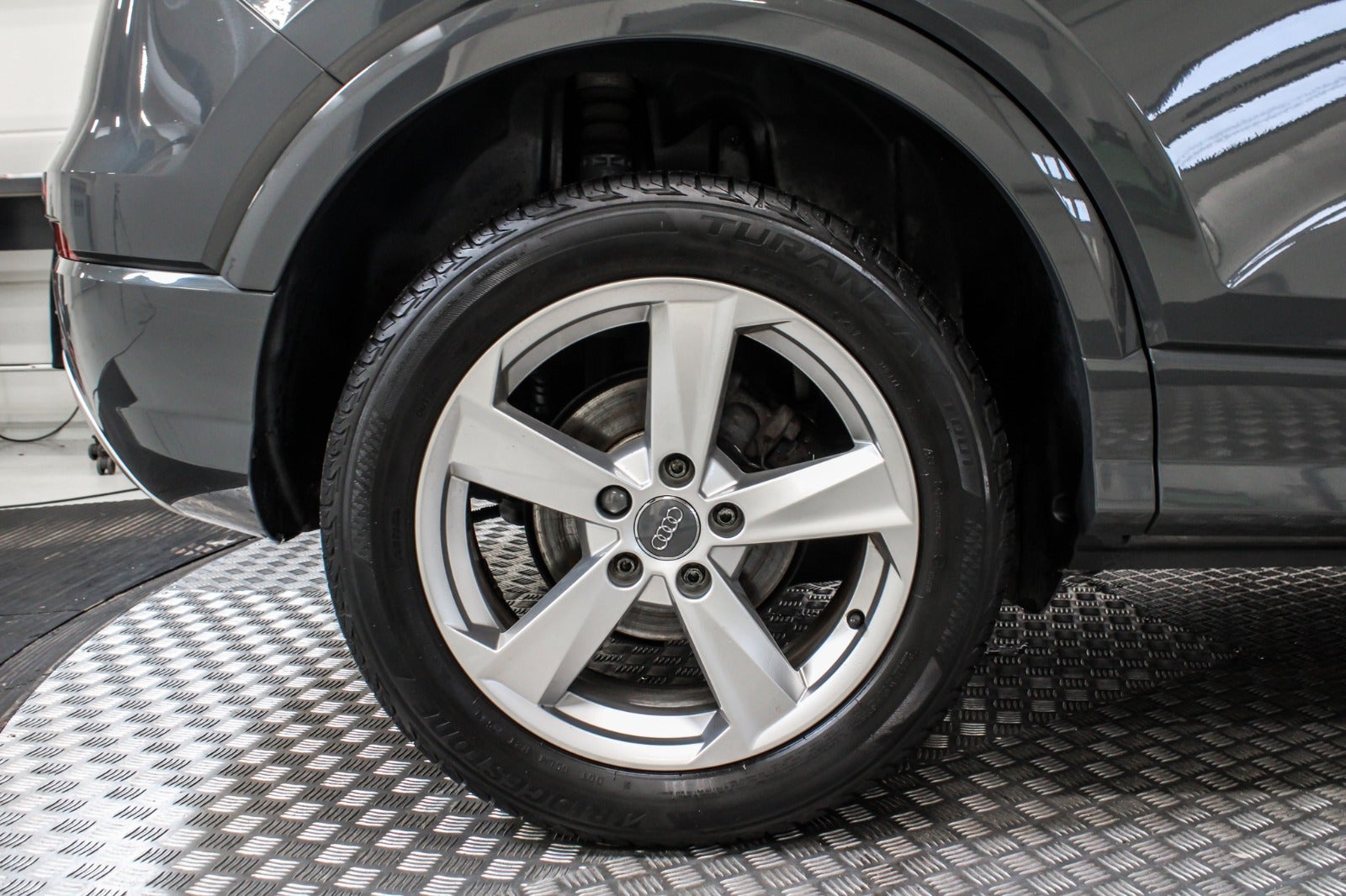 flexleasing-audi-q2-35-tdi-sport-s-tr-5d-findleasing