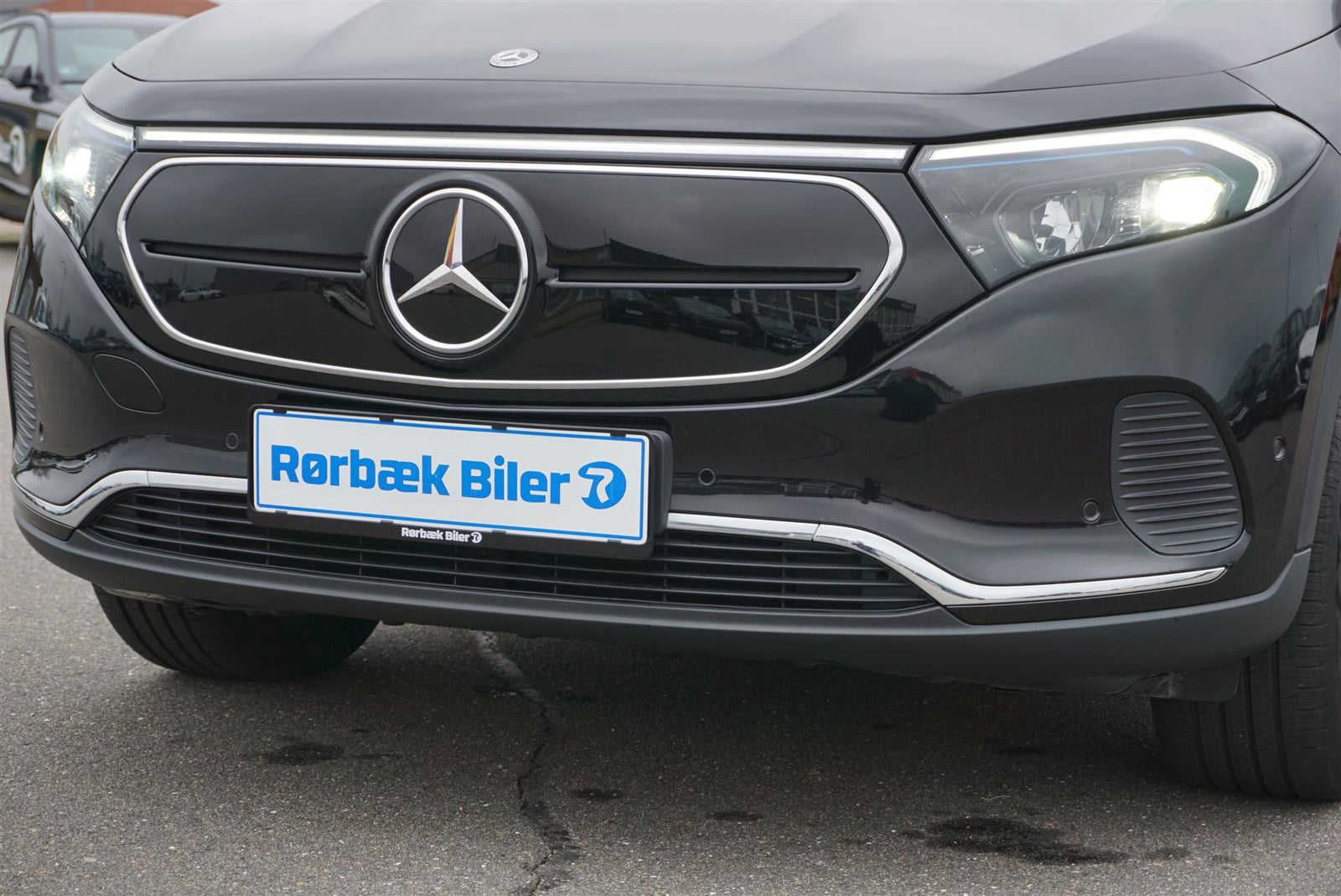 flexleasing-mercedes-eqa350-4matic-5d-findleasing