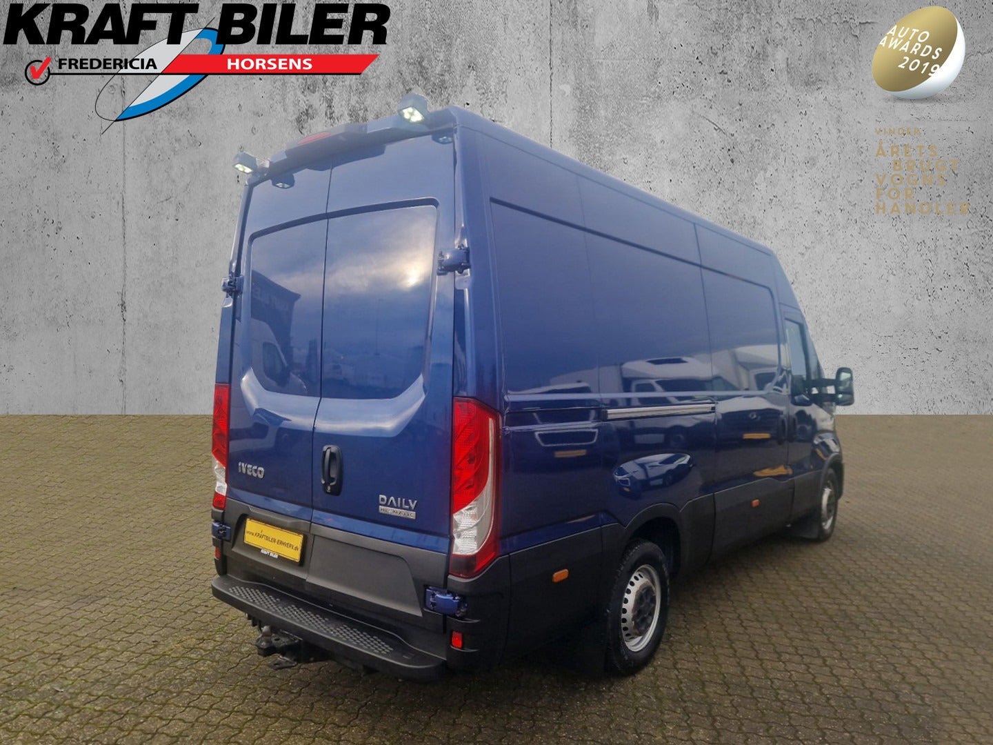 flexleasing-iveco-daily-30-35s18-12m3-van-ag8-findleasing