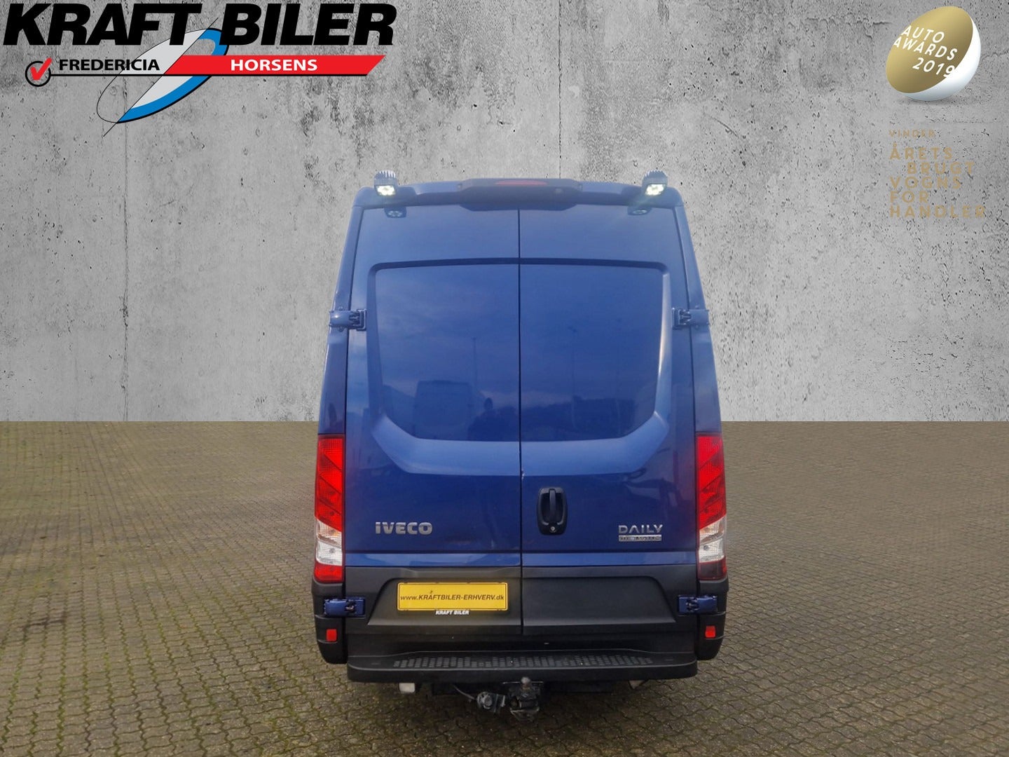 flexleasing-iveco-daily-30-35s18-12m3-van-ag8-findleasing