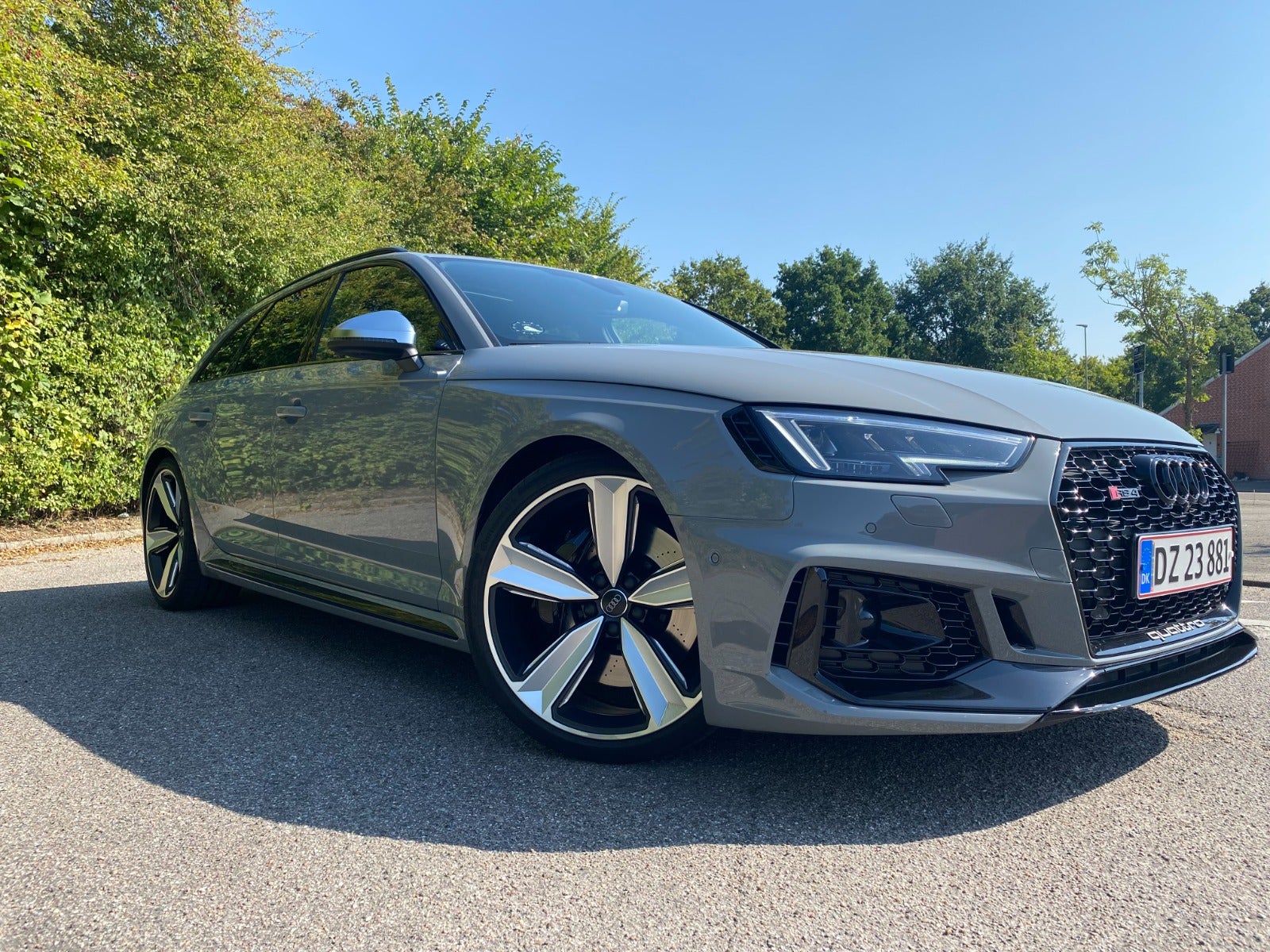 flexleasing-audi-rs4-29-tfsi-avant-quattro-tiptr-5d-findleasing