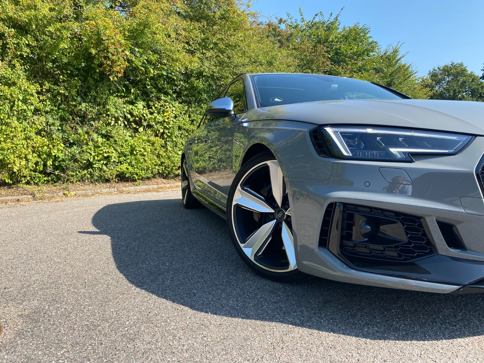 flexleasing-audi-rs4-29-tfsi-avant-quattro-tiptr-5d-findleasing