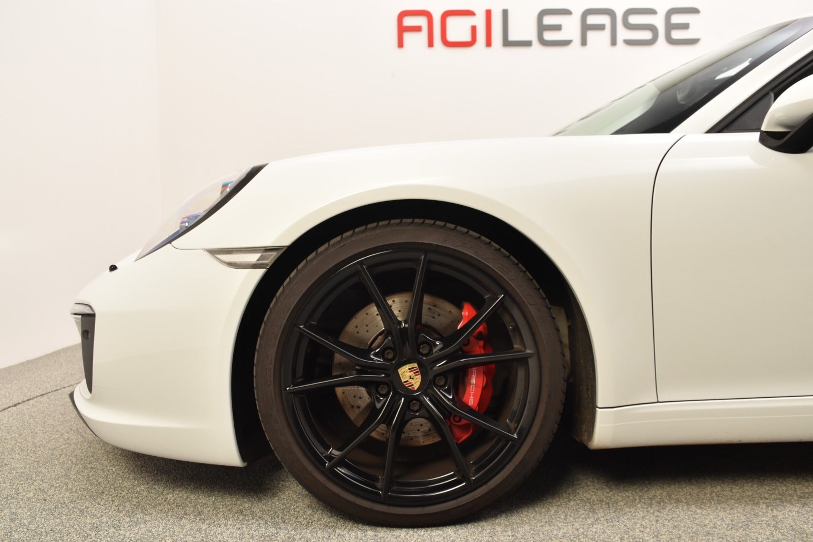 flexleasing-porsche-911-carrera-s-30-cabriolet-pdk-2d-findleasing