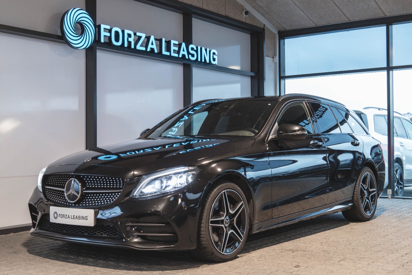 flexleasing-mercedes-c220-d-20-amg-line-stc-aut-5d-findleasing