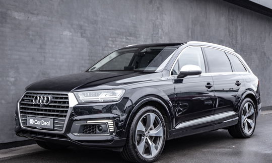 Audi Q7 3,0 TDi e-tron quattro Tiptr. 5d