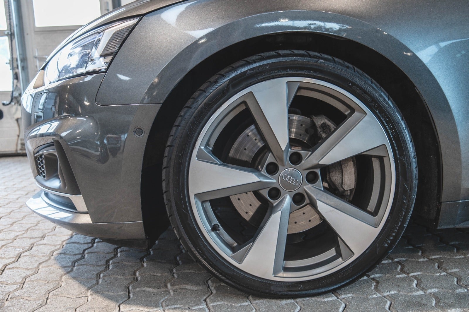 flexleasing-audi-a5-20-tfsi-252-s-line-cabriolet-quattro-s-tr-2d-findleasing