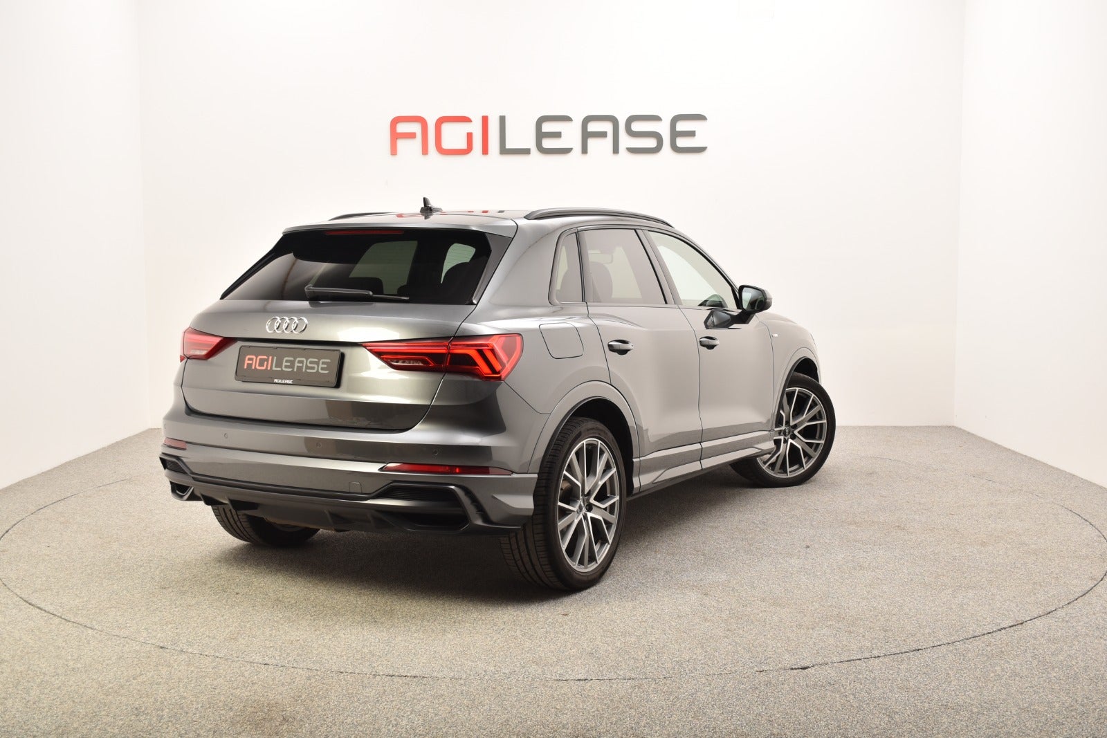 flexleasing-audi-q3-35-tdi-s-line-s-tr-5d-findleasing