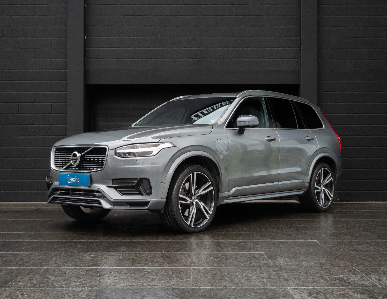 flexleasing-volvo-xc90-20-t8-407-r-design-aut-awd-7prs-5d-findleasing