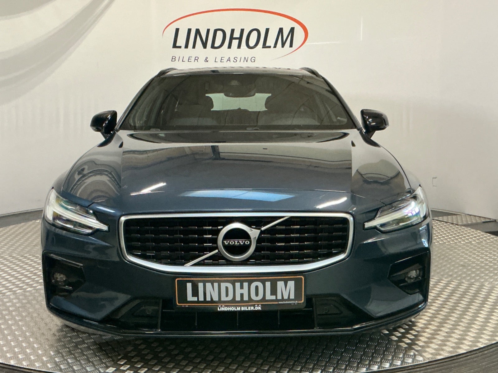 flexleasing-volvo-v60-20-d4-190-r-design-aut-5d-findleasing