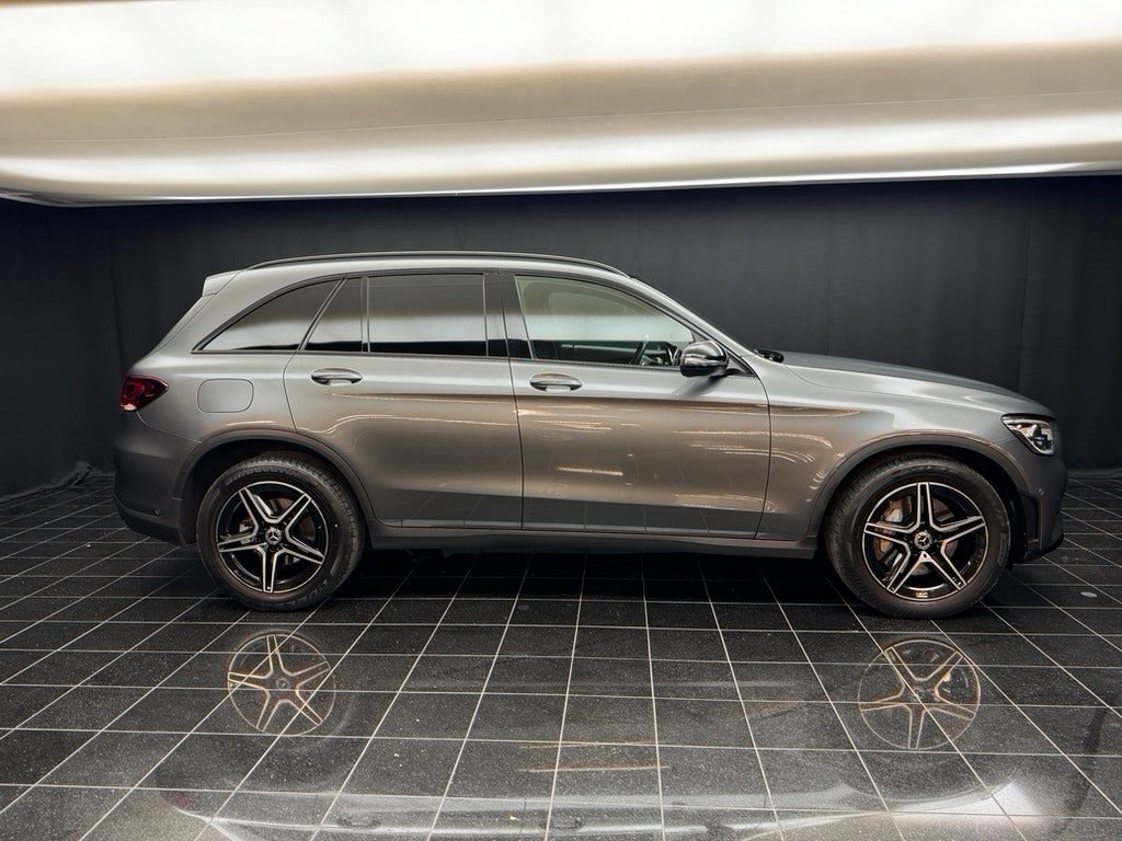 flexleasing-mercedes-glc300-d-20-amg-line-aut-4matic-5d-findleasing