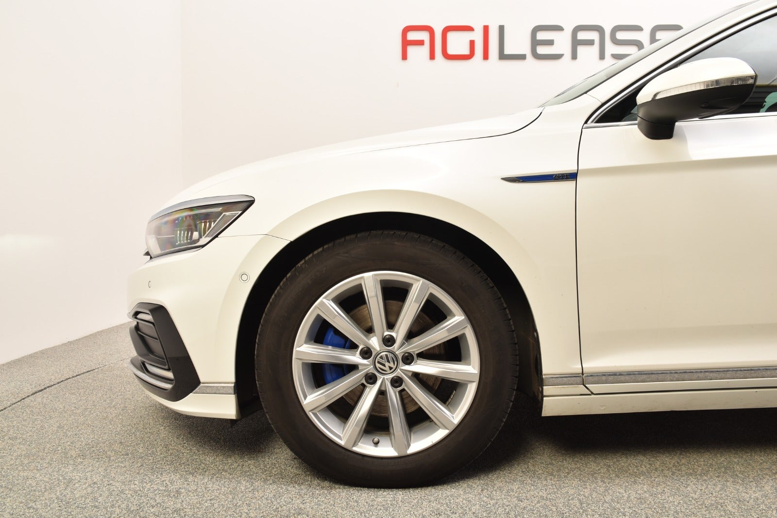 flexleasing-vw-passat-14-gte-variant-dsg-5d-findleasing