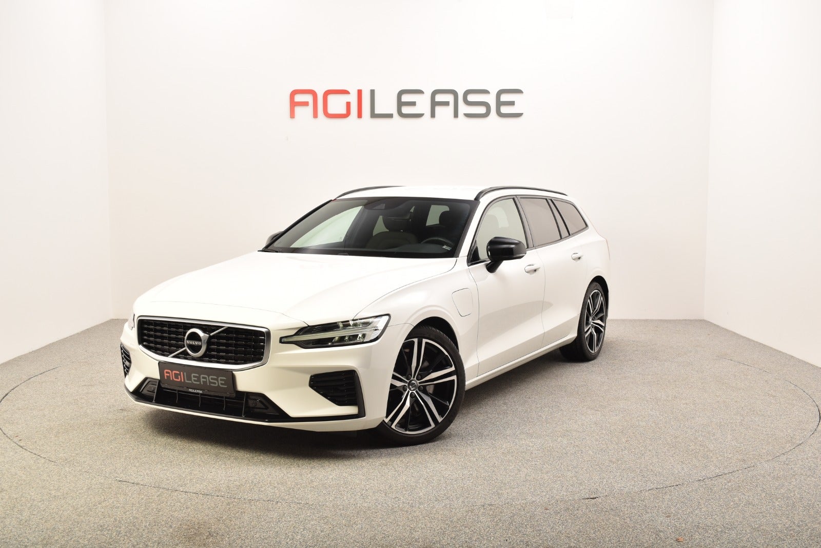 flexleasing-volvo-v60-20-t6-recharge-r-design-aut-awd-5d-findleasing