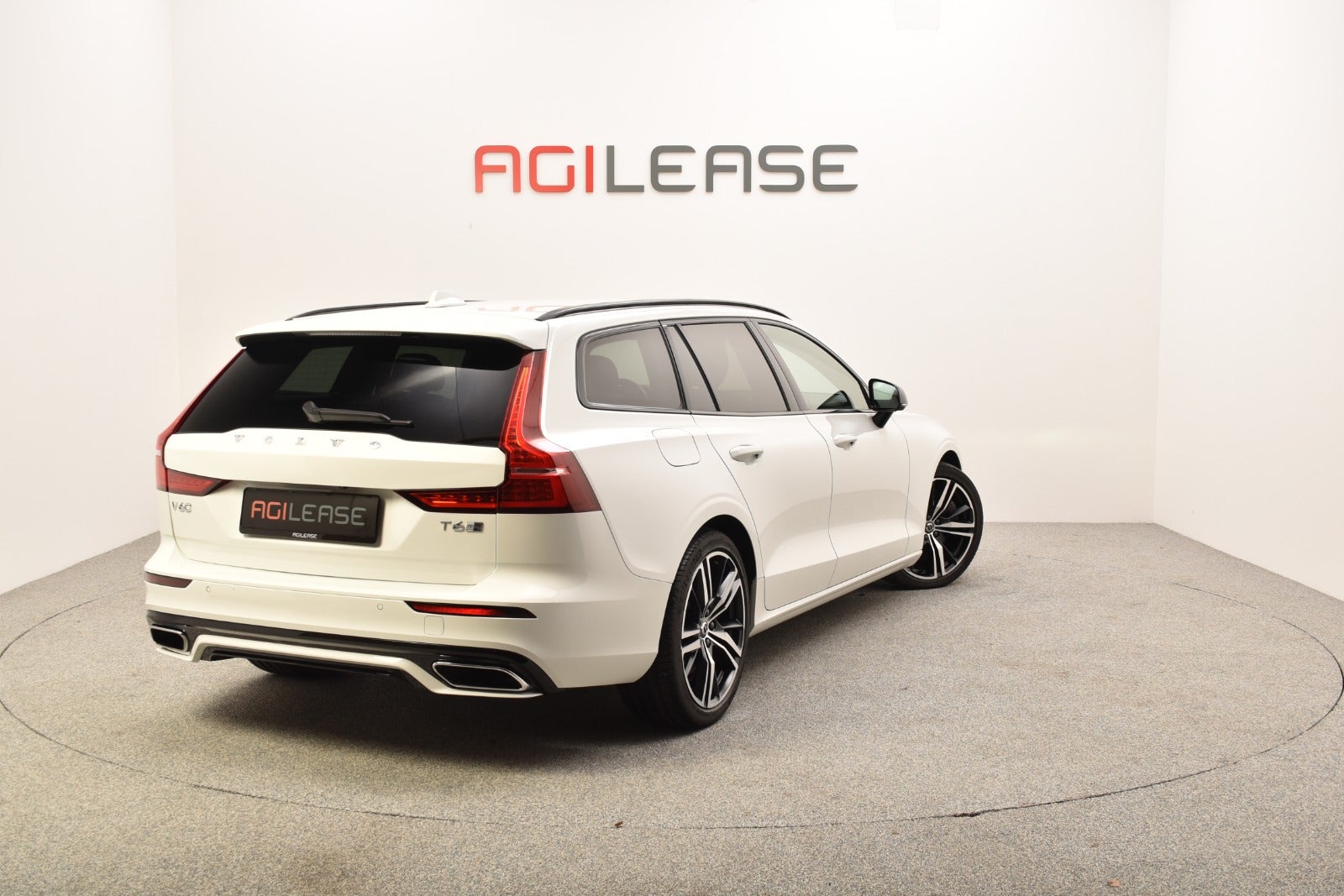 flexleasing-volvo-v60-20-t6-recharge-r-design-aut-awd-5d-findleasing