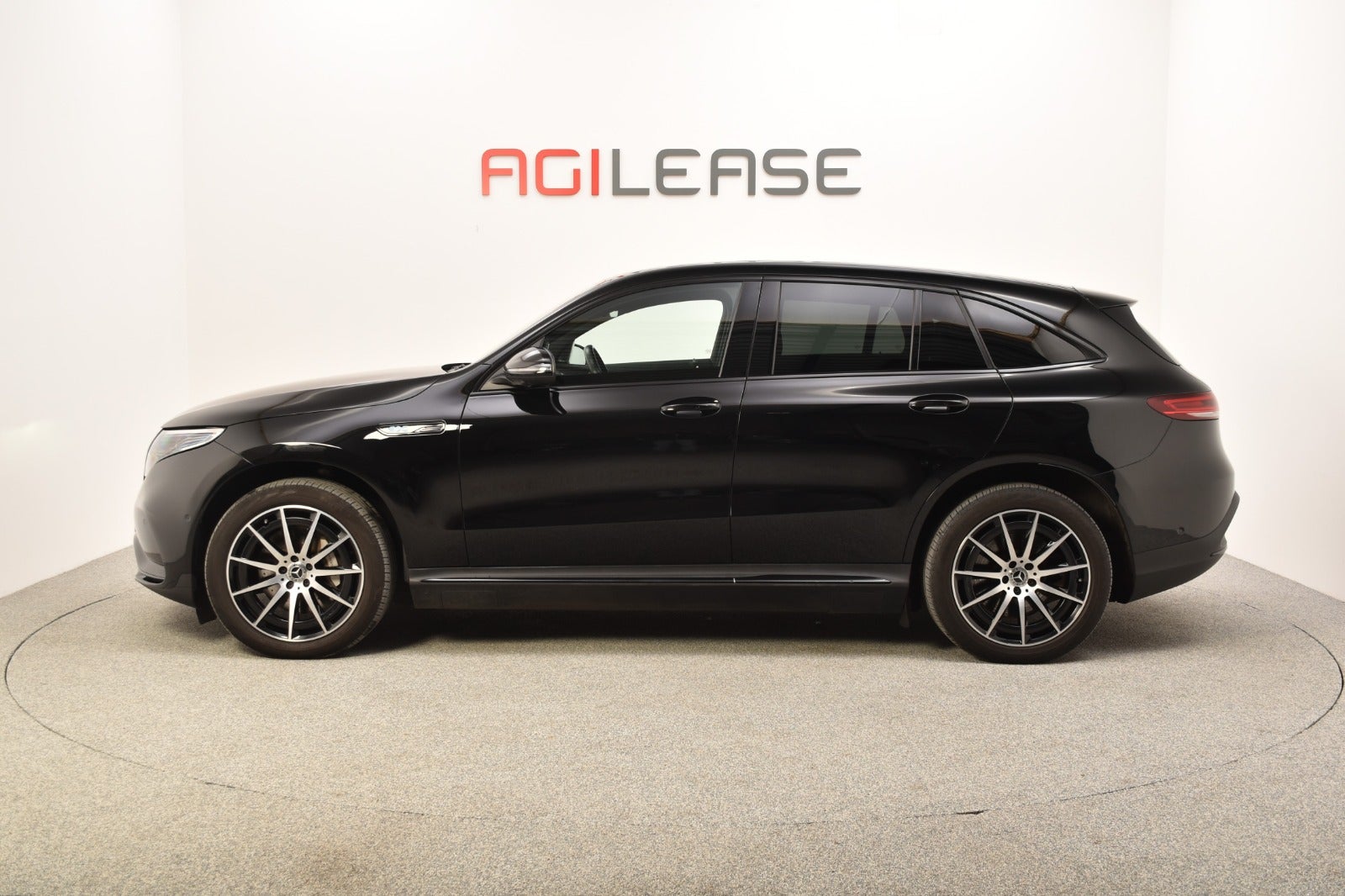 flexleasing-mercedes-eqc400-amg-line-4matic-5d-findleasing