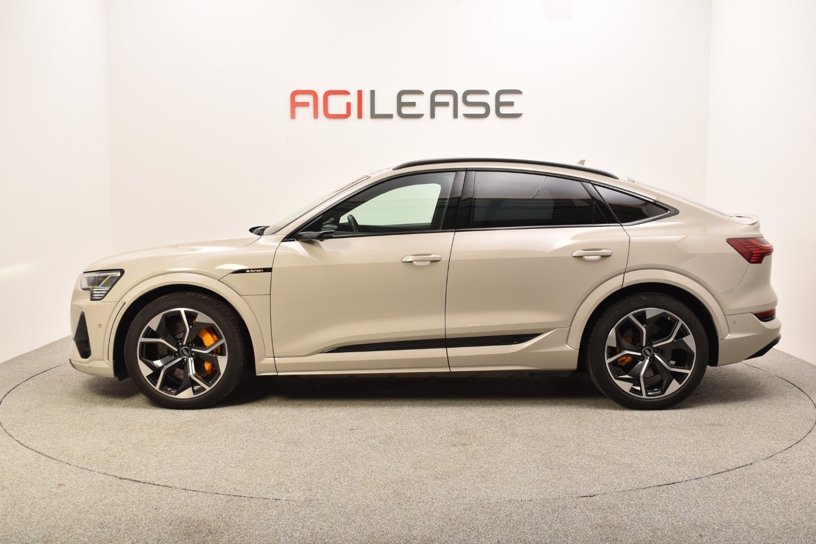 flexleasing-audi-e-tron-s-sportback-quattro-5d-findleasing