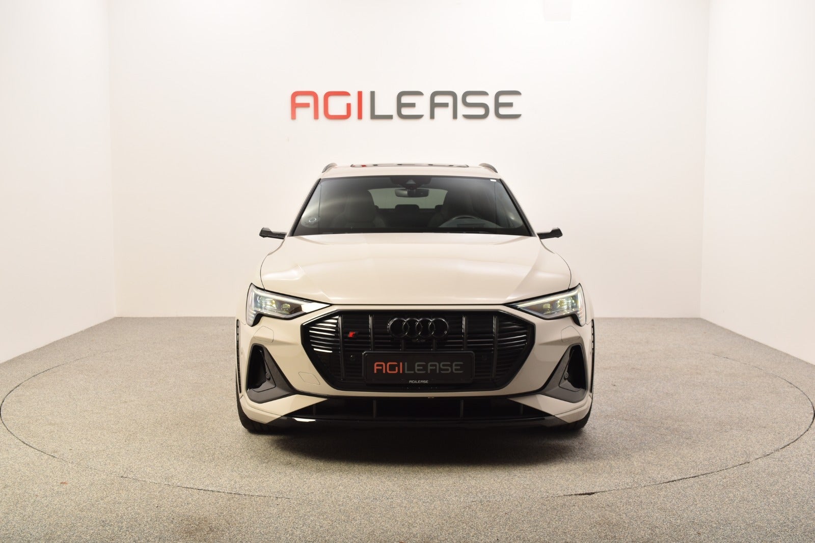 flexleasing-audi-e-tron-s-sportback-quattro-5d-findleasing