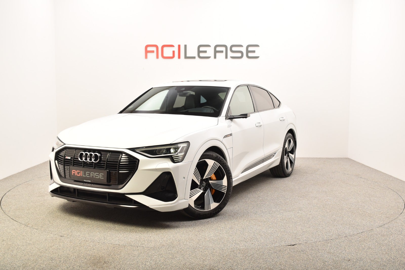 flexleasing-audi-e-tron-55-s-line-sportback-quattro-5d-findleasing