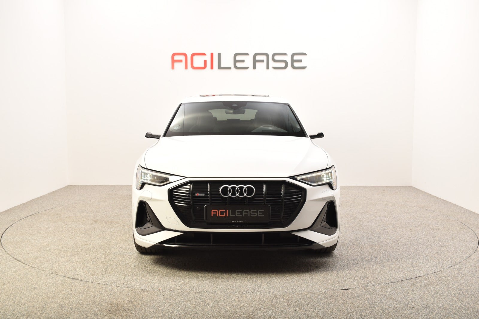 flexleasing-audi-e-tron-55-s-line-sportback-quattro-5d-findleasing