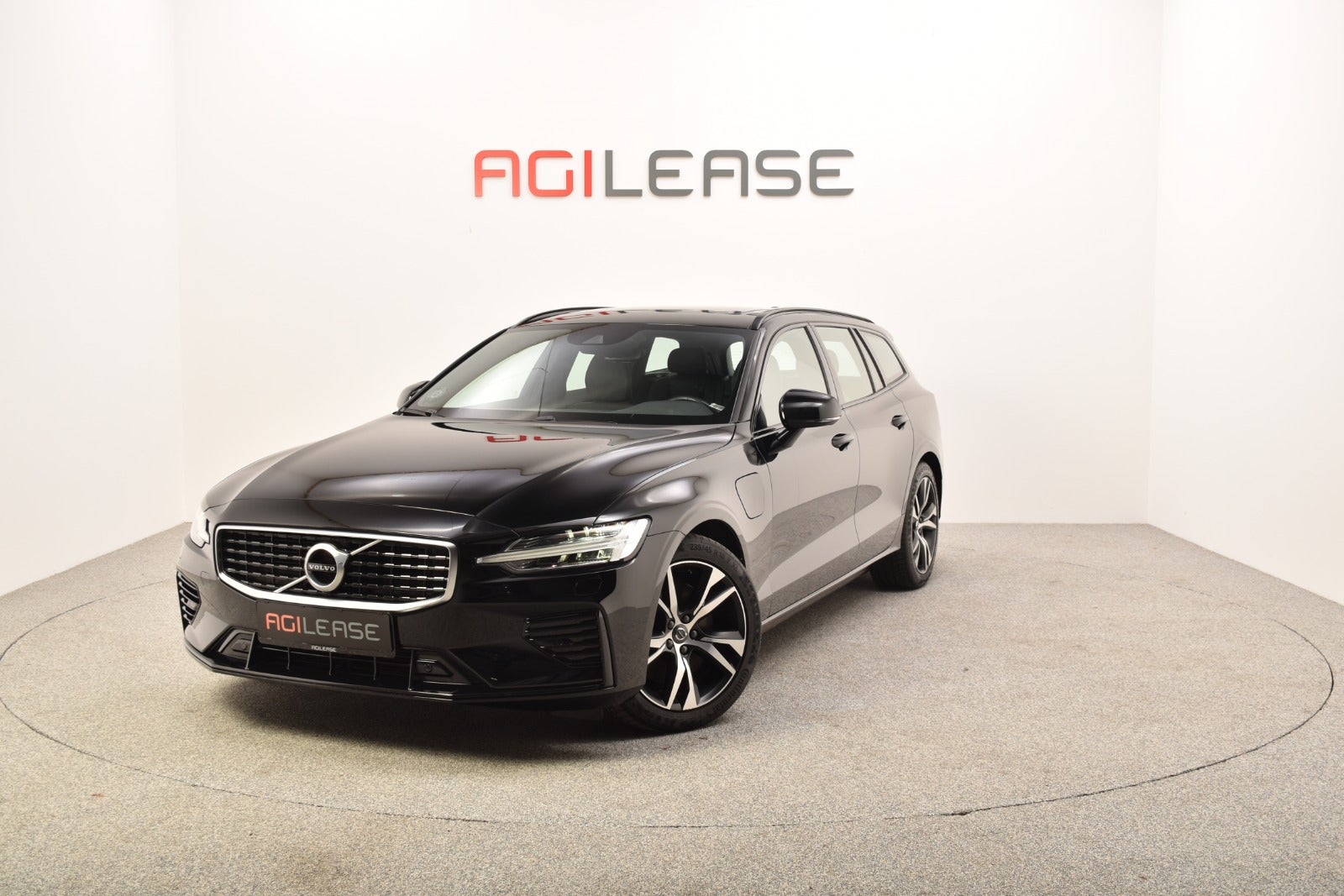 flexleasing-volvo-v60-20-t6-recharge-r-design-aut-awd-5d-findleasing