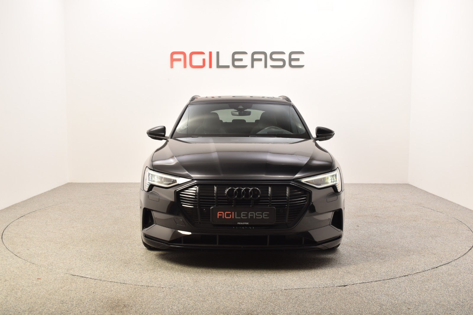 flexleasing-audi-e-tron-55-s-line-quattro-5d-findleasing