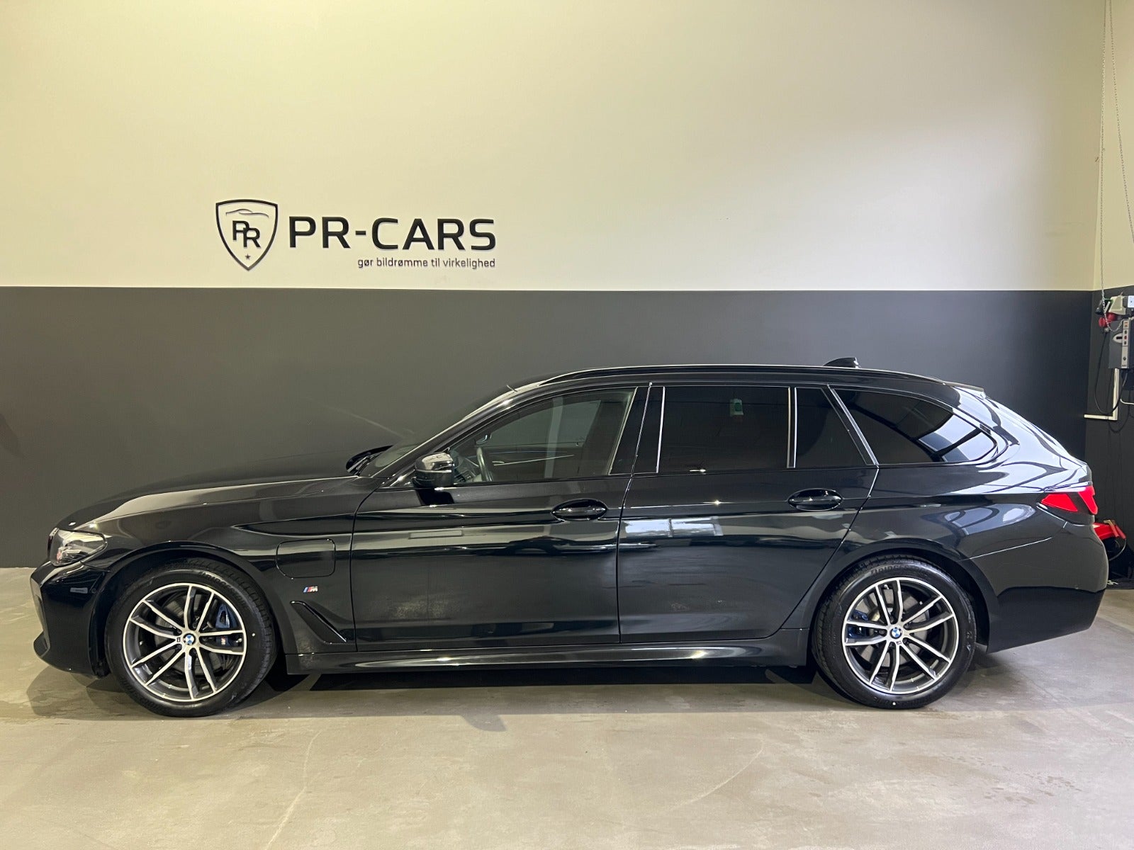 flexleasing-bmw-530e-20-touring-m-sport-xdrive-aut-5d-findleasing