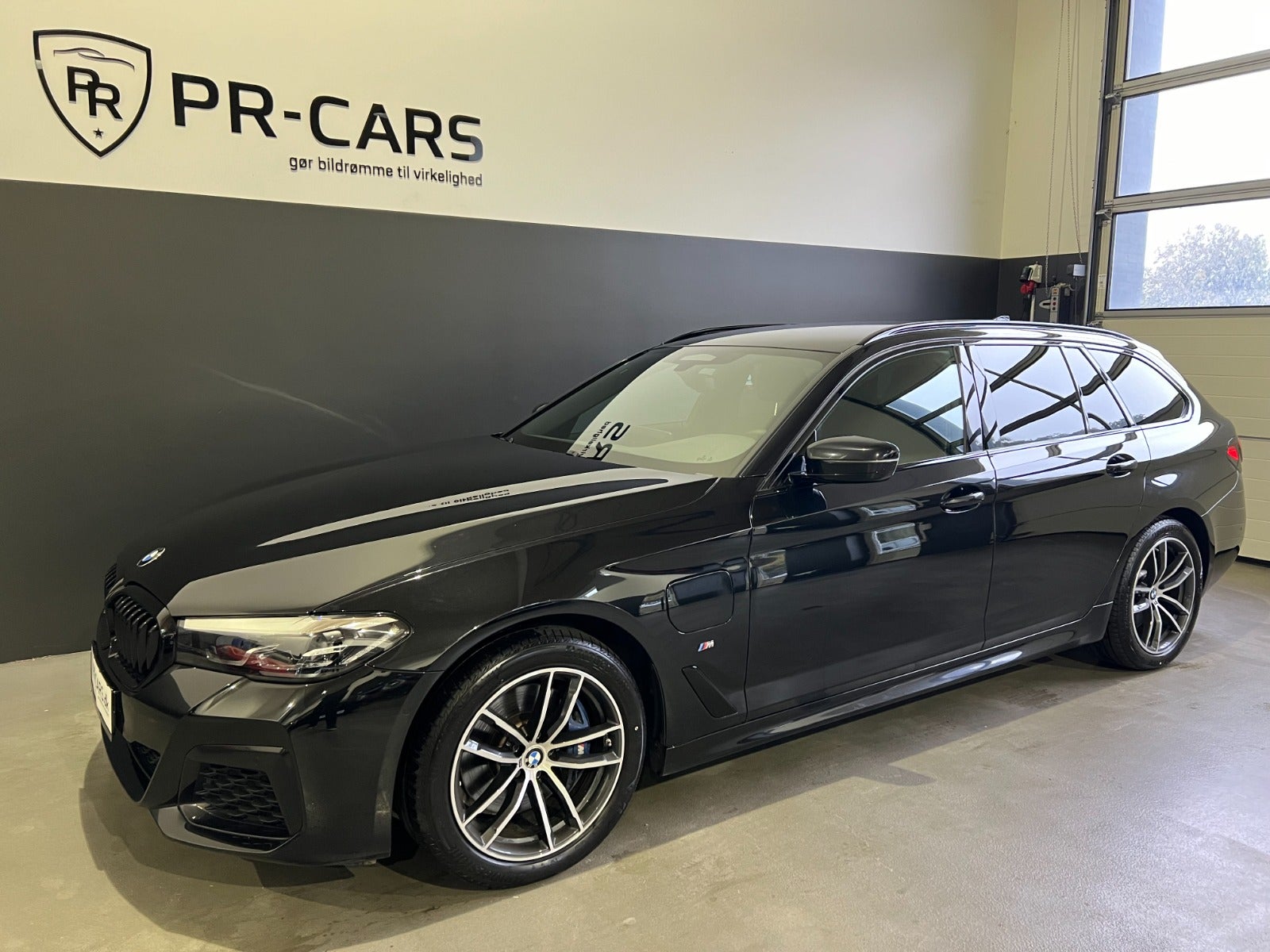 flexleasing-bmw-530e-20-touring-m-sport-xdrive-aut-5d-findleasing