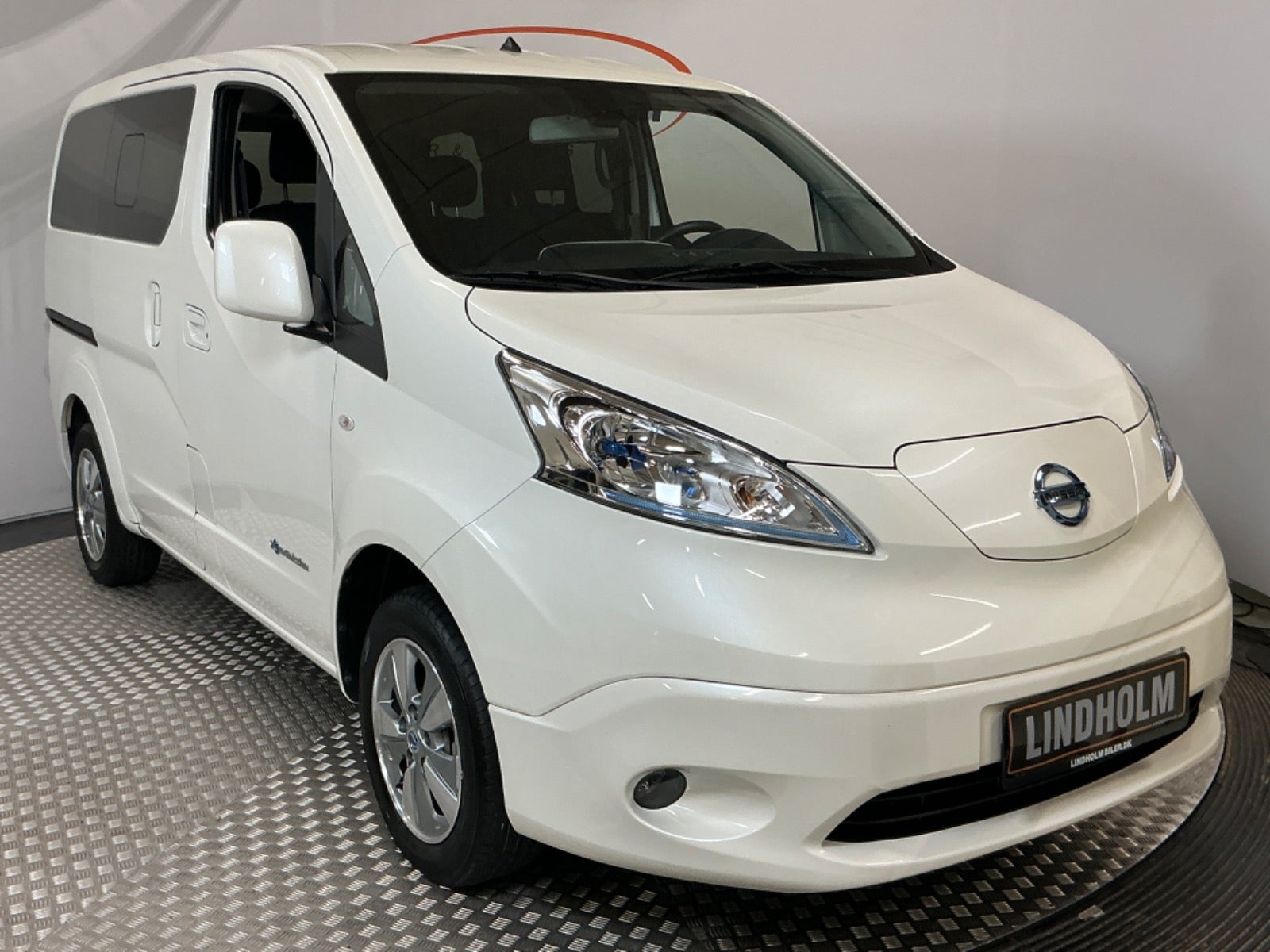 flexleasing-nissan-e-nv200-evalia-40-evalia-4d-findleasing