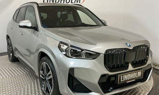 BMW iX1  xDrive30 M-Sport 5d