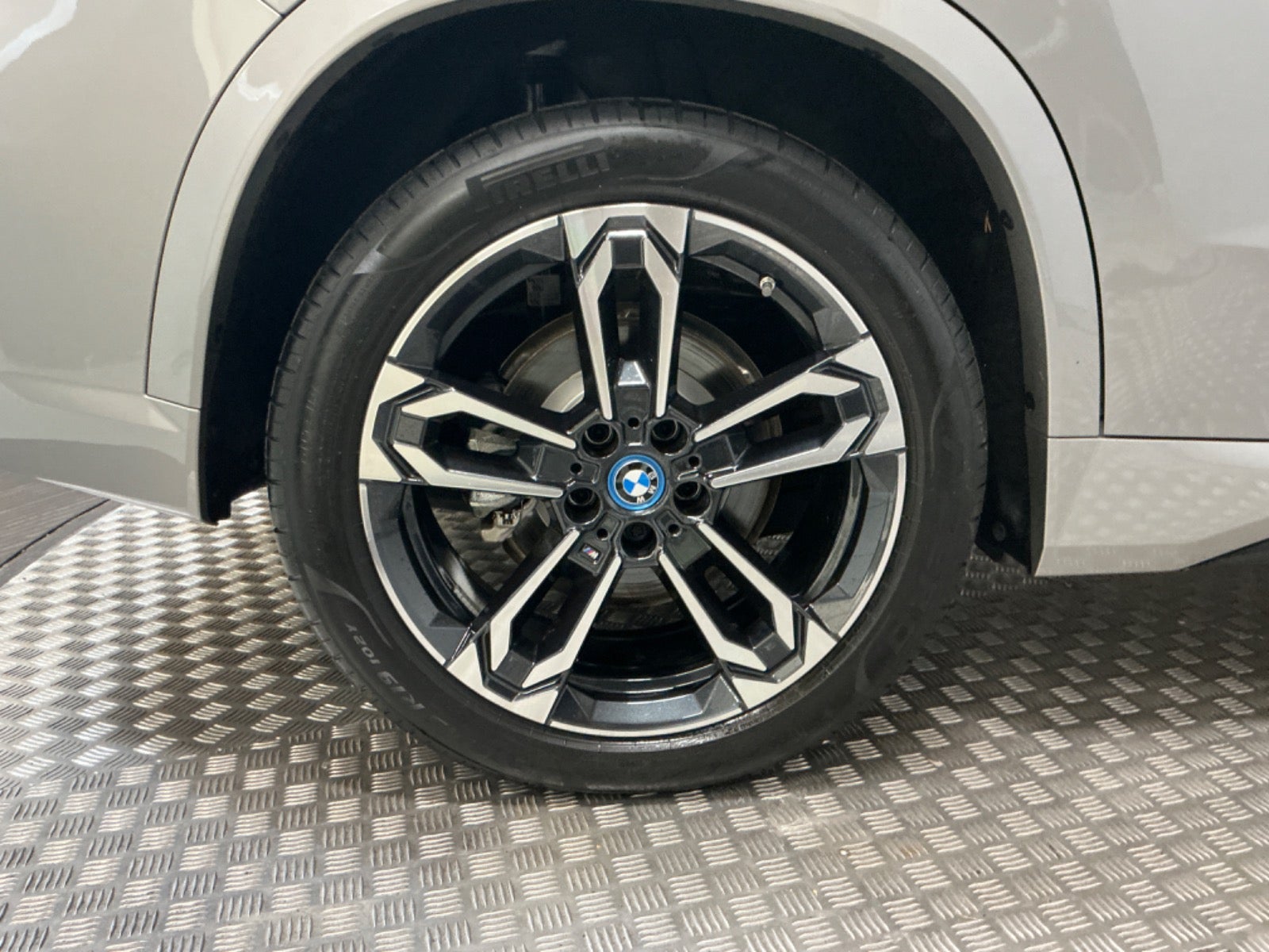 flexleasing-bmw-ix1-xdrive30-m-sport-5d-findleasing