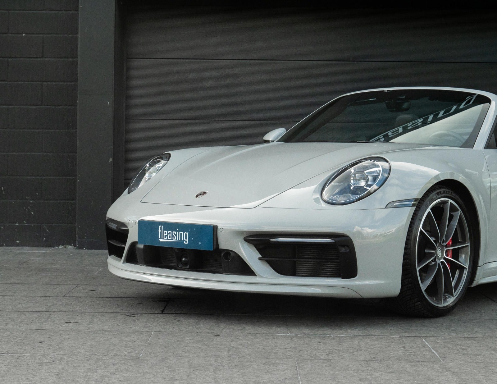 flexleasing-porsche-911-carrera-4s-30-cabriolet-pdk-2d-findleasing