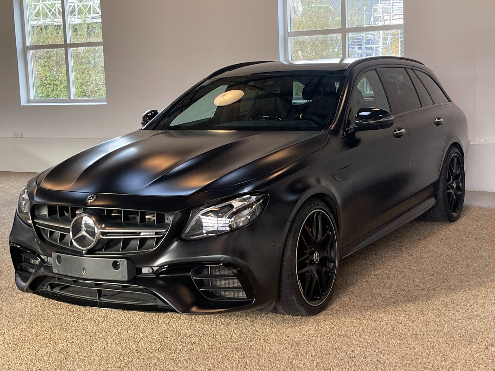 flexleasing-mercedes-e63-40-amg-s-edition-1-stc-aut-4matic-5d-findleasing