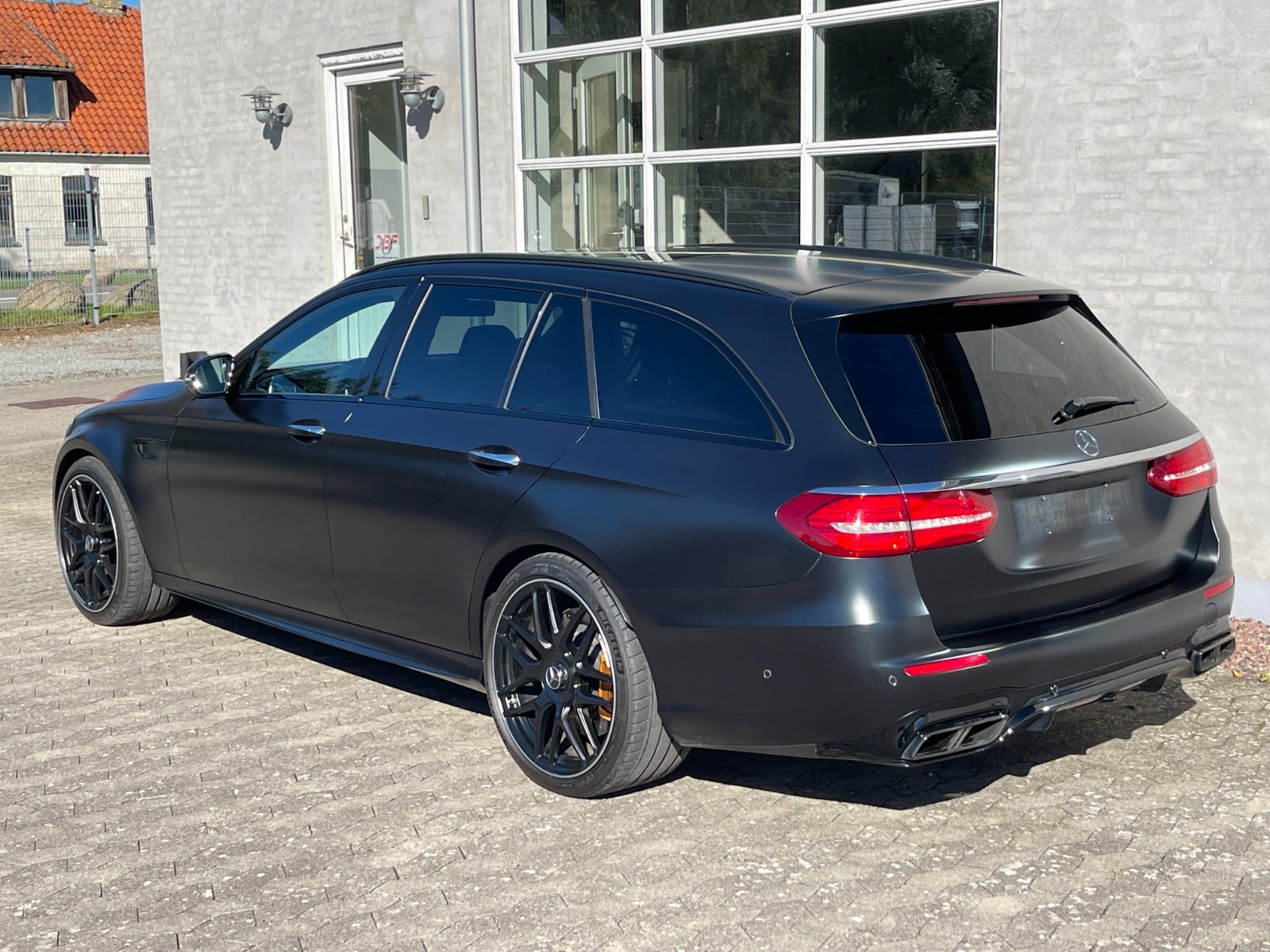 flexleasing-mercedes-e63-40-amg-s-edition-1-stc-aut-4matic-5d-findleasing