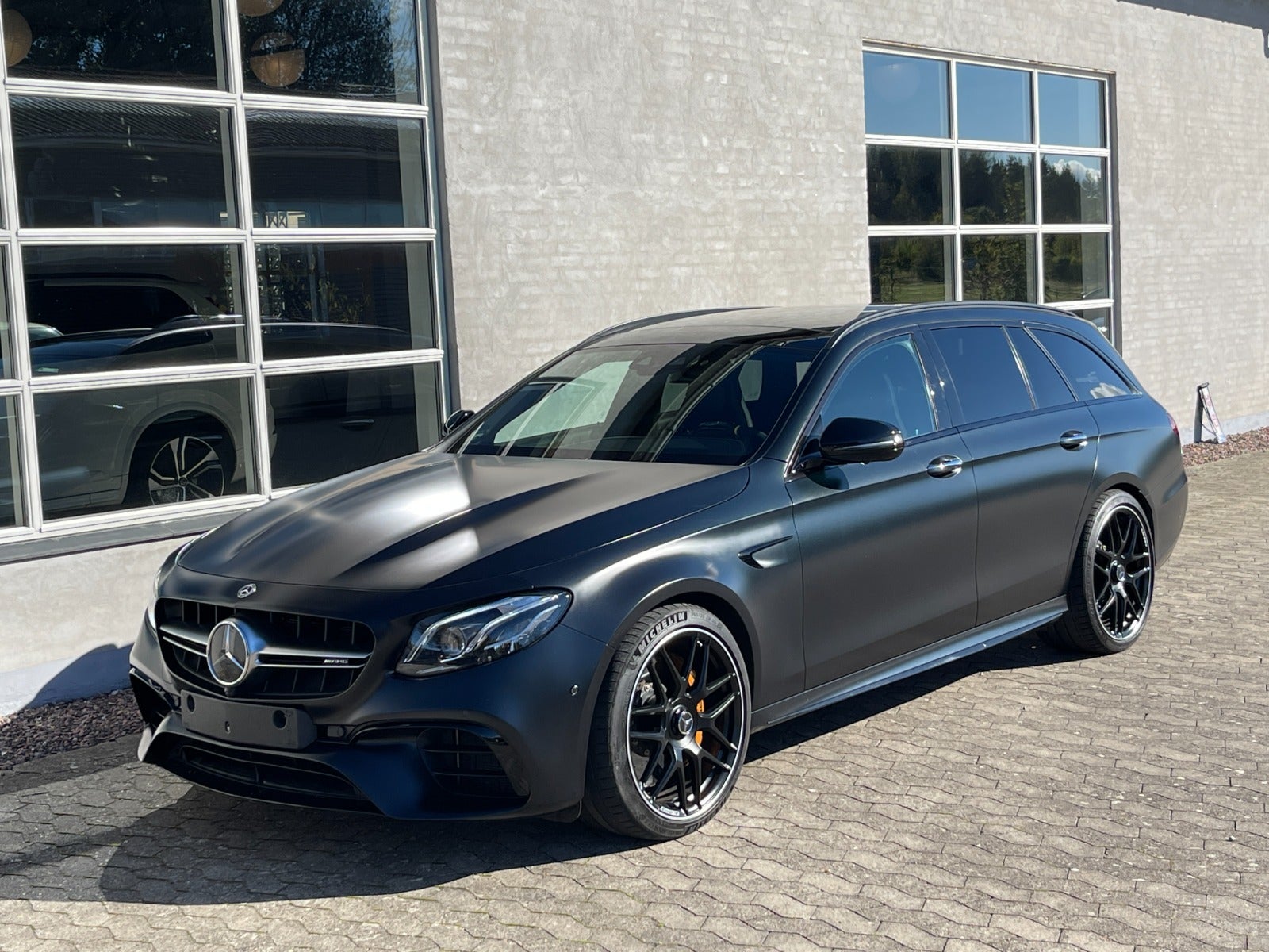 flexleasing-mercedes-e63-40-amg-s-edition-1-stc-aut-4matic-5d-findleasing