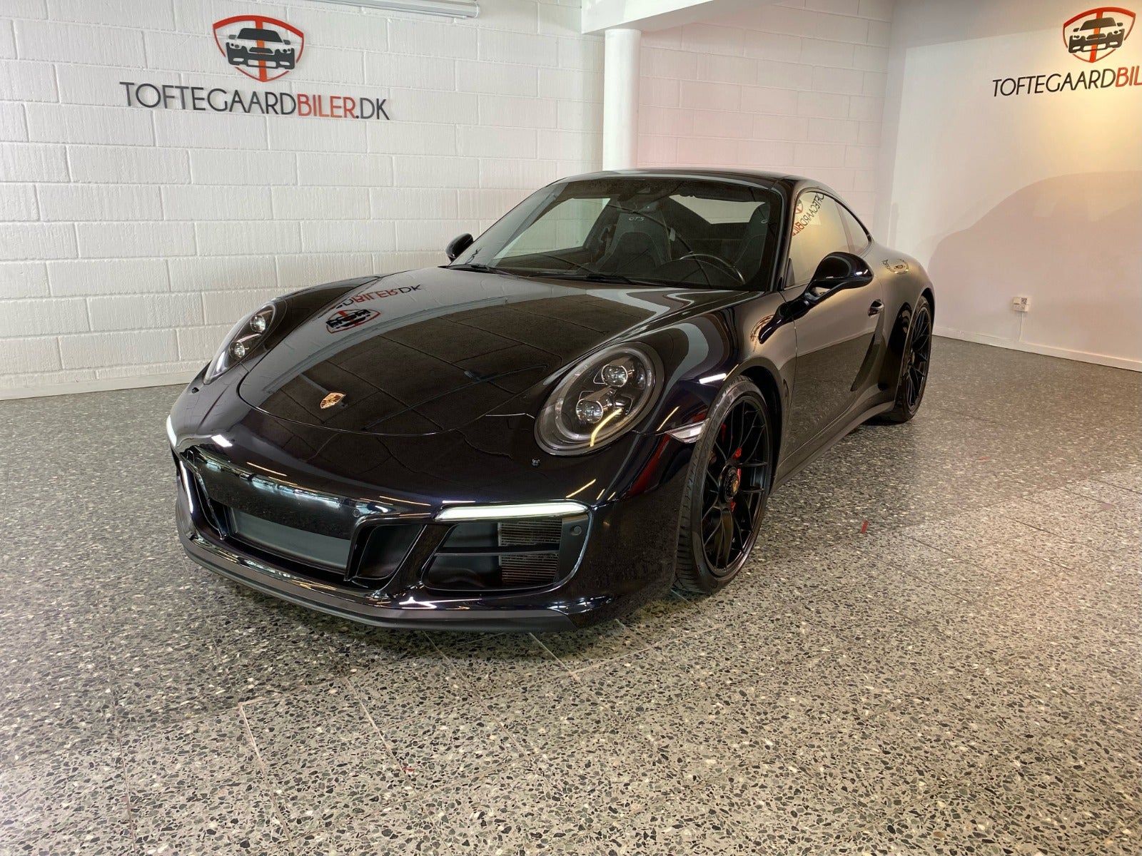 flexleasing-porsche-911-carrera-4-gts-30-coupe-pdk-2d-findleasing