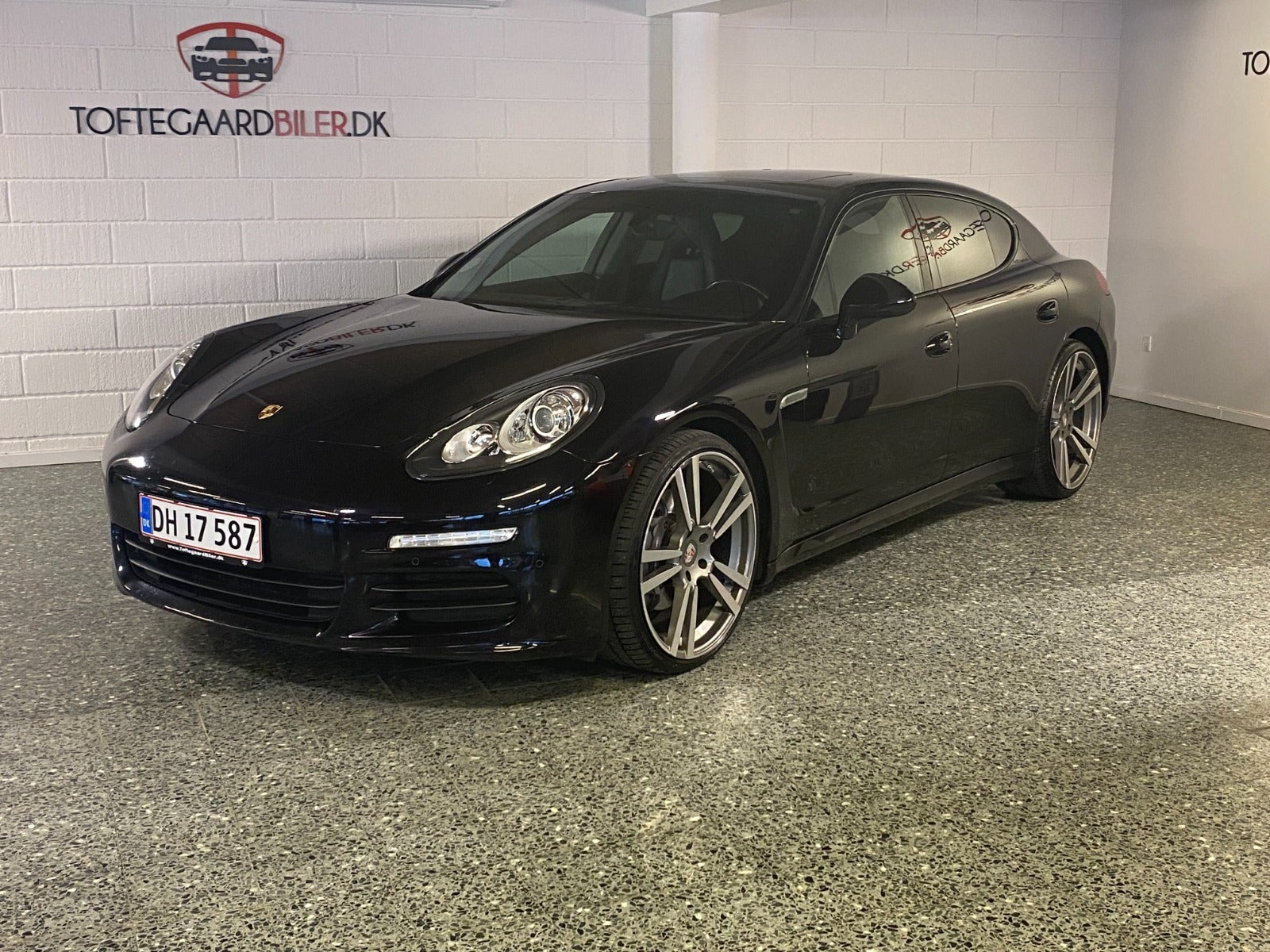 flexleasing-porsche-panamera-36-pdk-5d-findleasing