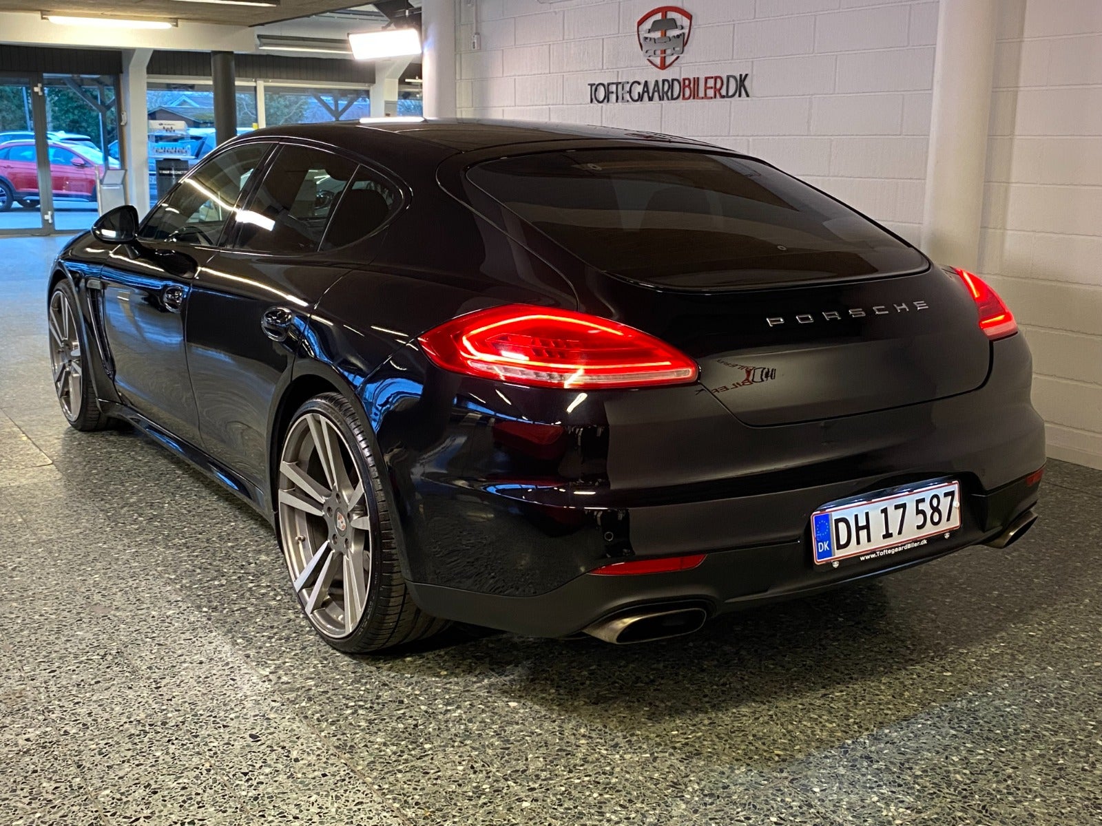 flexleasing-porsche-panamera-36-pdk-5d-findleasing