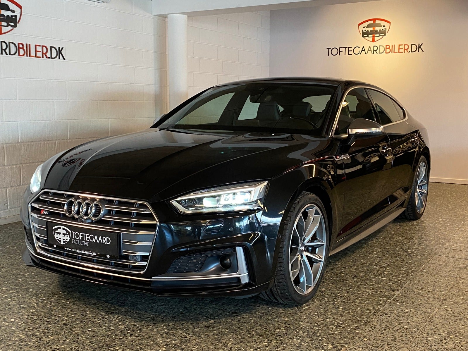 flexleasing-audi-s5-30-tfsi-sportback-quattro-tiptr-5d-findleasing