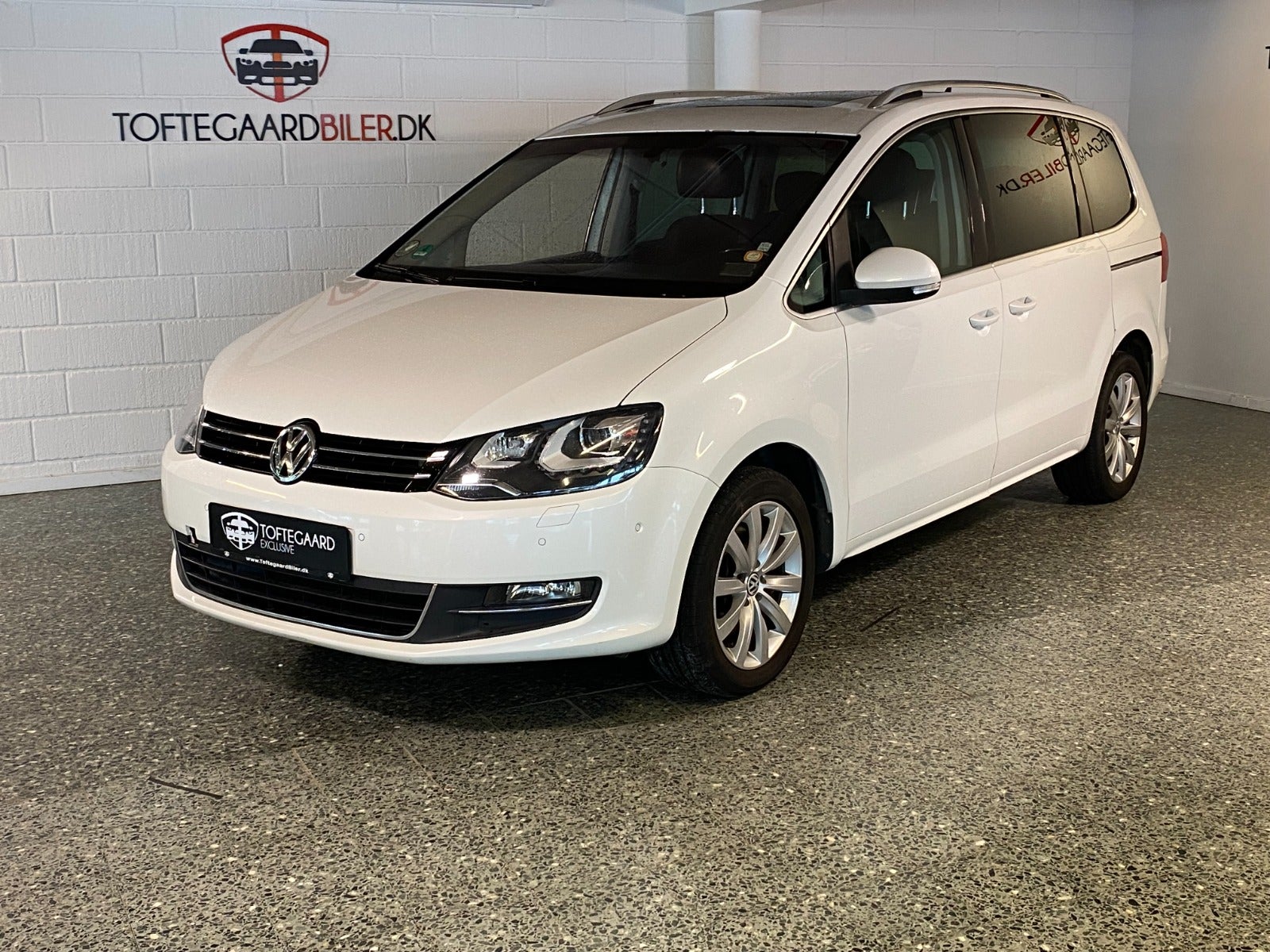 flexleasing-vw-sharan-20-tdi-140-highline-dsg-7prs-5d-findleasing