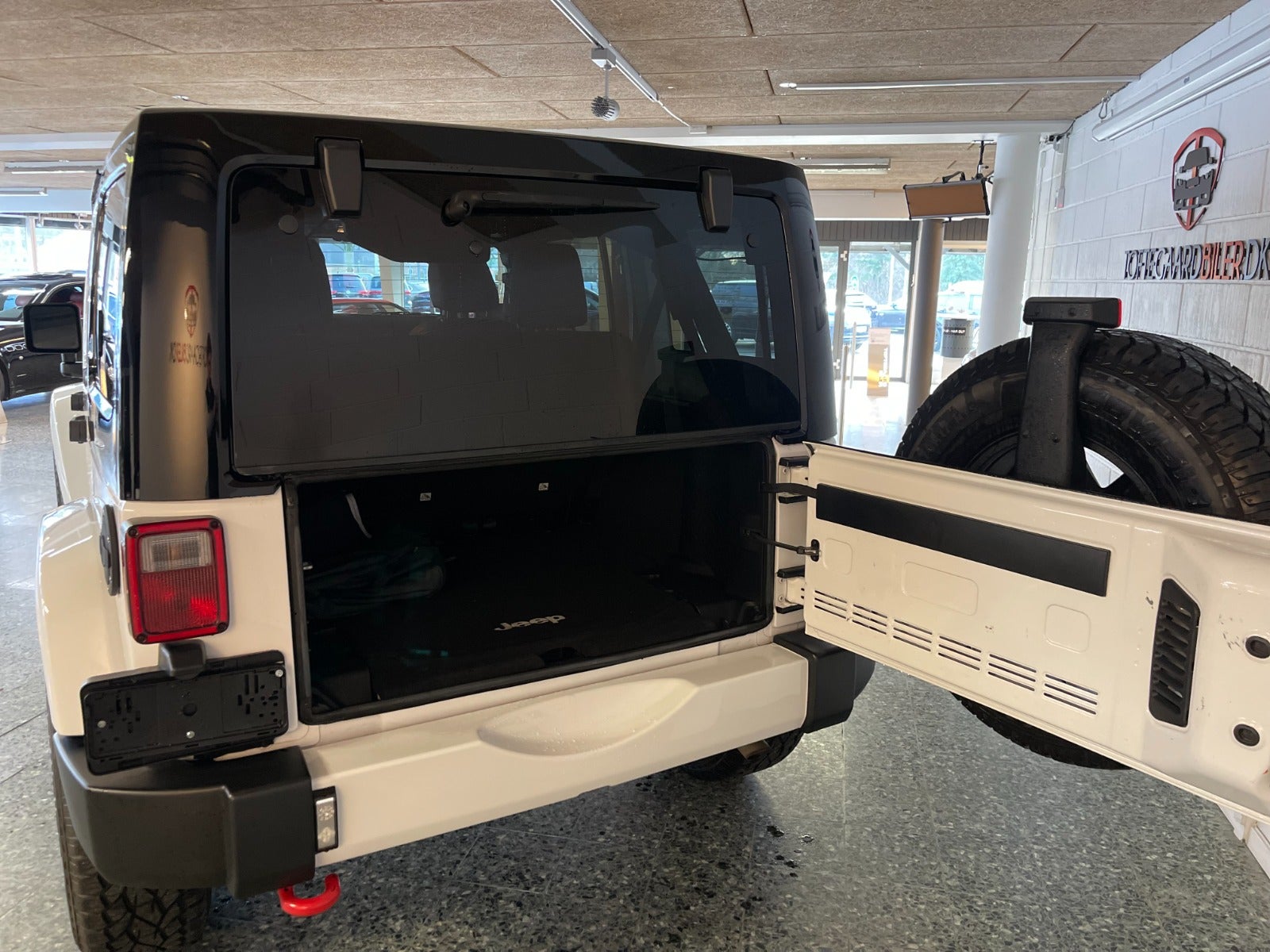 flexleasing-jeep-wrangler-unlimited-36-v6-sport-aut-4d-findleasing