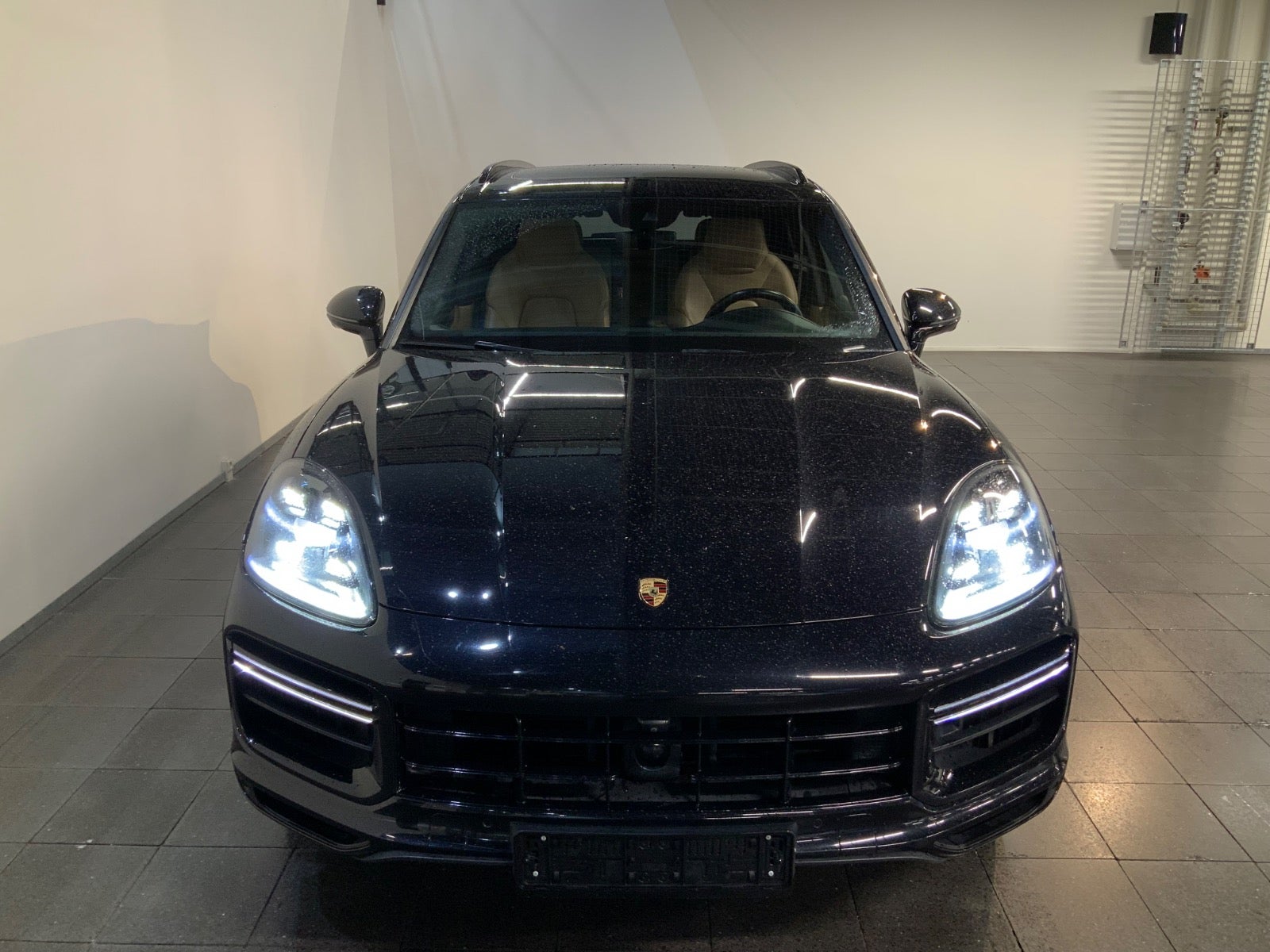 flexleasing-porsche-cayenne-turbo-40-tiptr-5d-findleasing