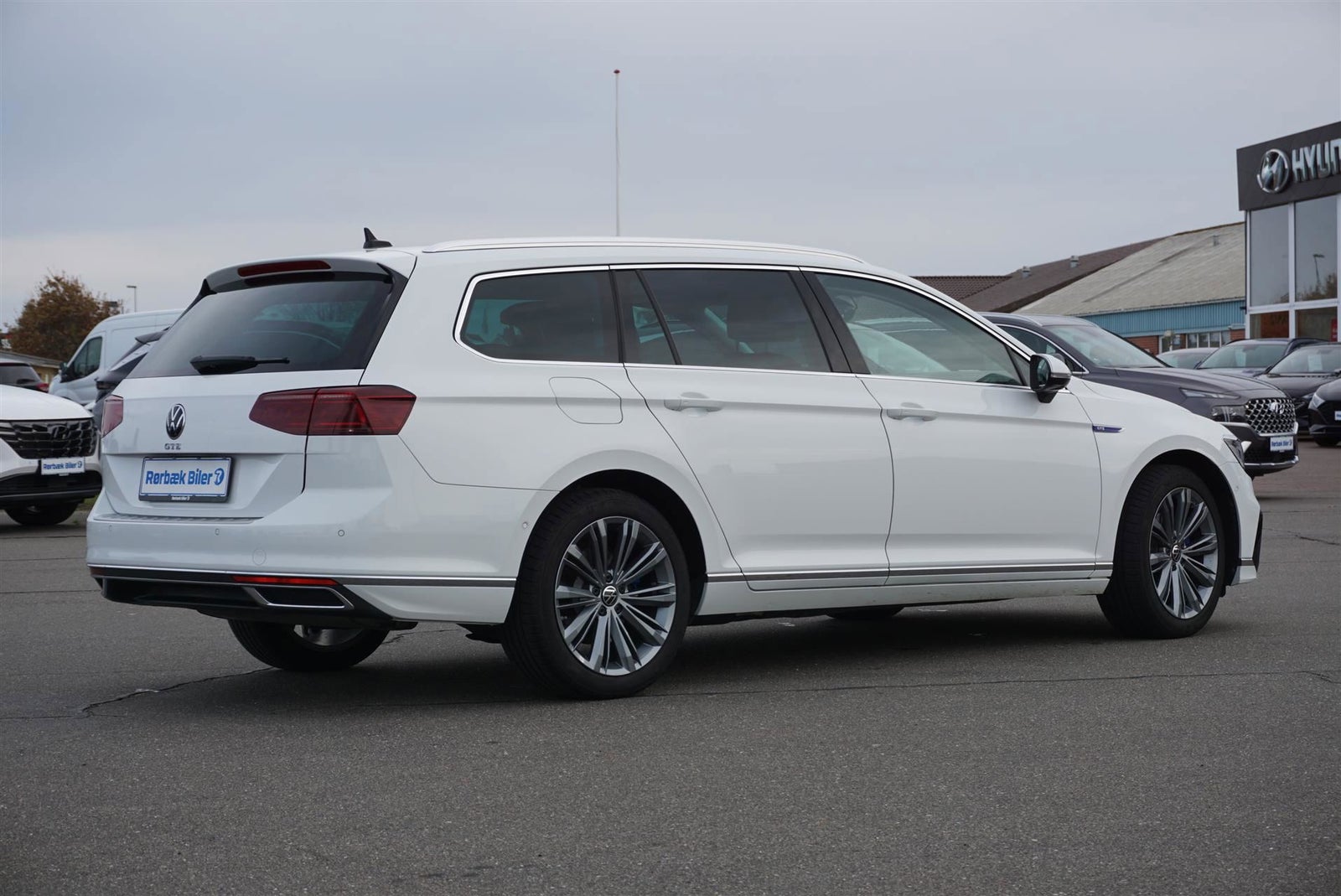 flexleasing-vw-passat-14-gte-pro-variant-dsg-5d-findleasing