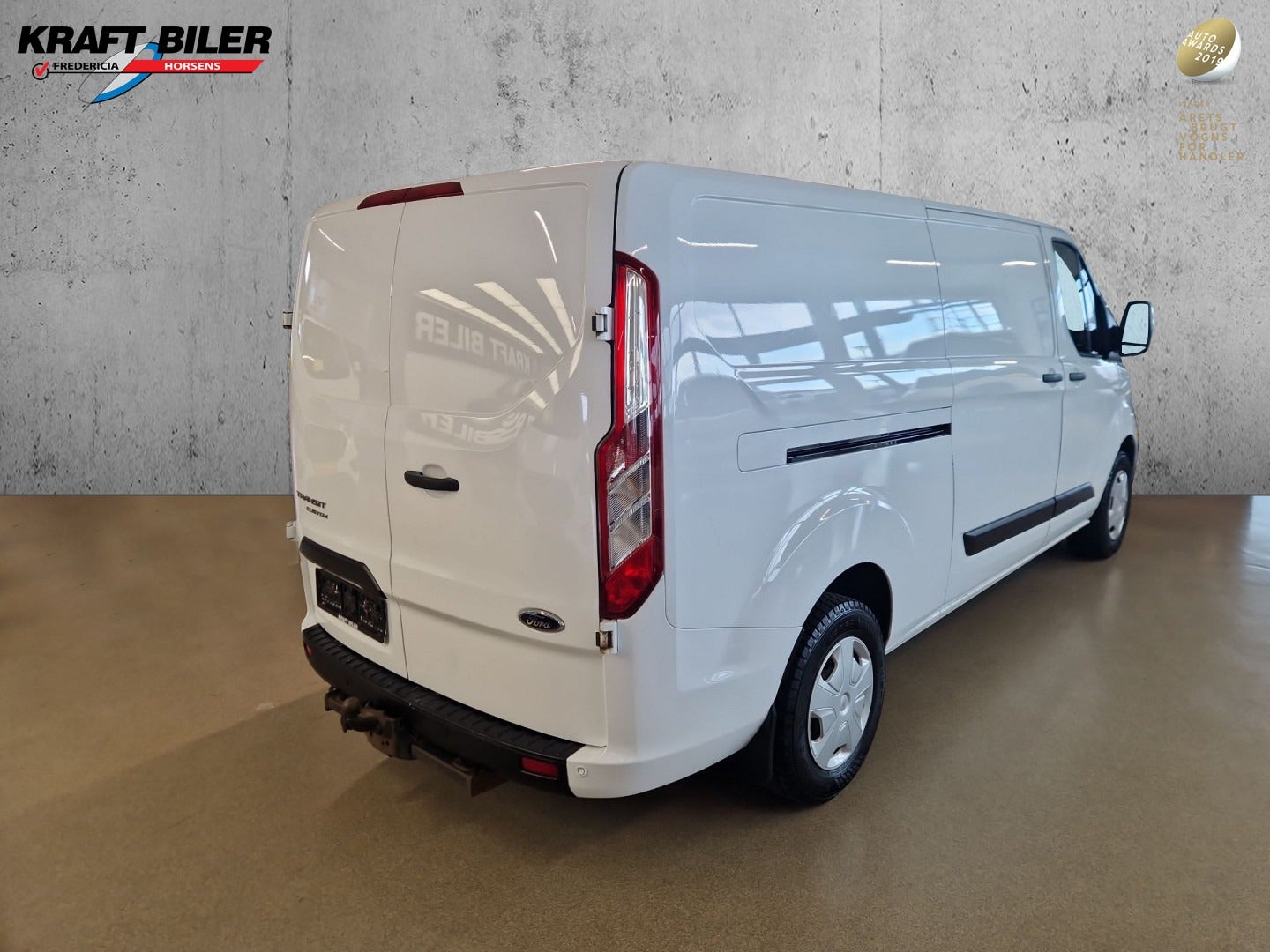 flexleasing-ford-transit-custom-300l-20-tdci-130-trend-findleasing