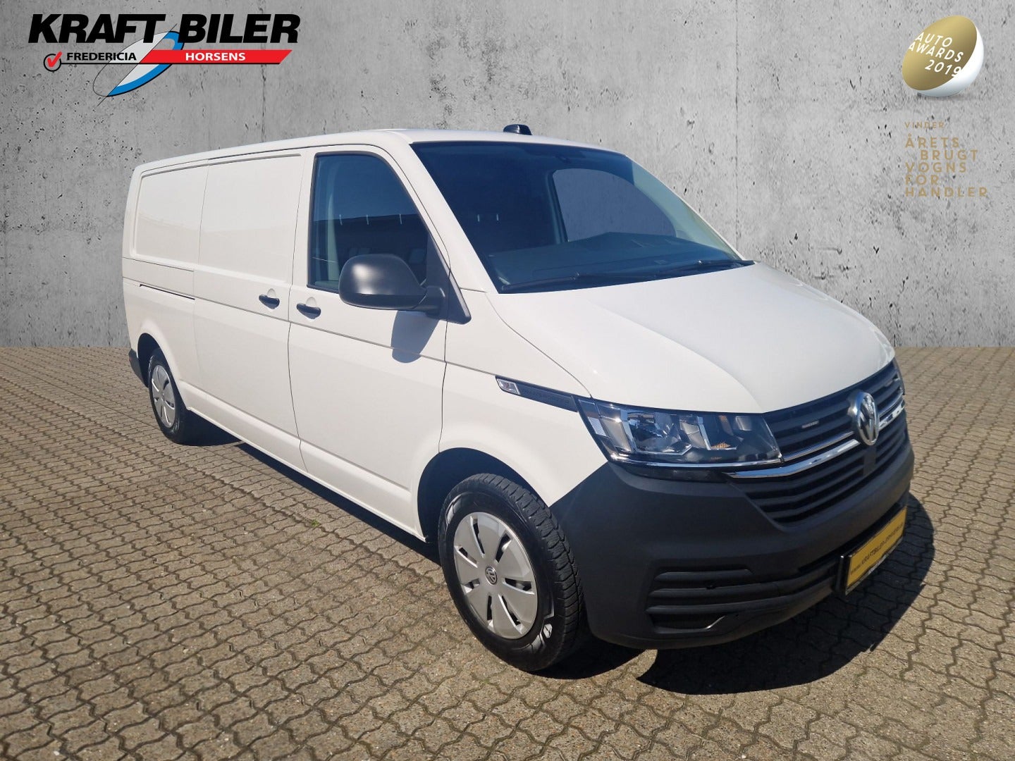 flexleasing-vw-transporter-20-tdi-150-kassevogn-lang-findleasing