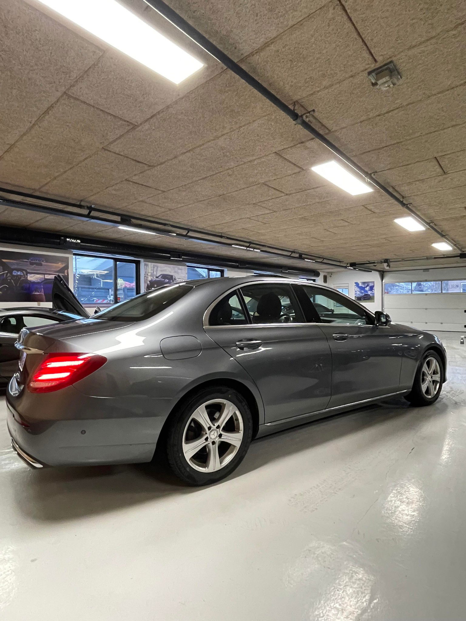 flexleasing-mercedes-e220-d-194-hk-aut-findleasing