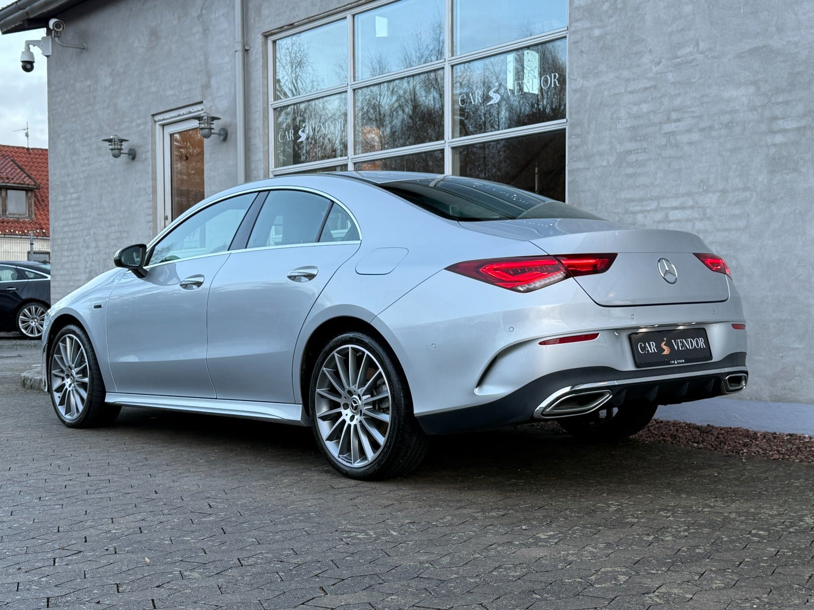 flexleasing-mercedes-cla250-e-13-amg-line-coupe-aut-4d-findleasing