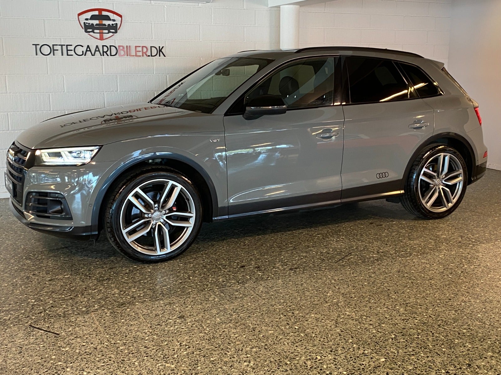 flexleasing-audi-sq5-30-tfsi-quattro-tiptr-5d-findleasing