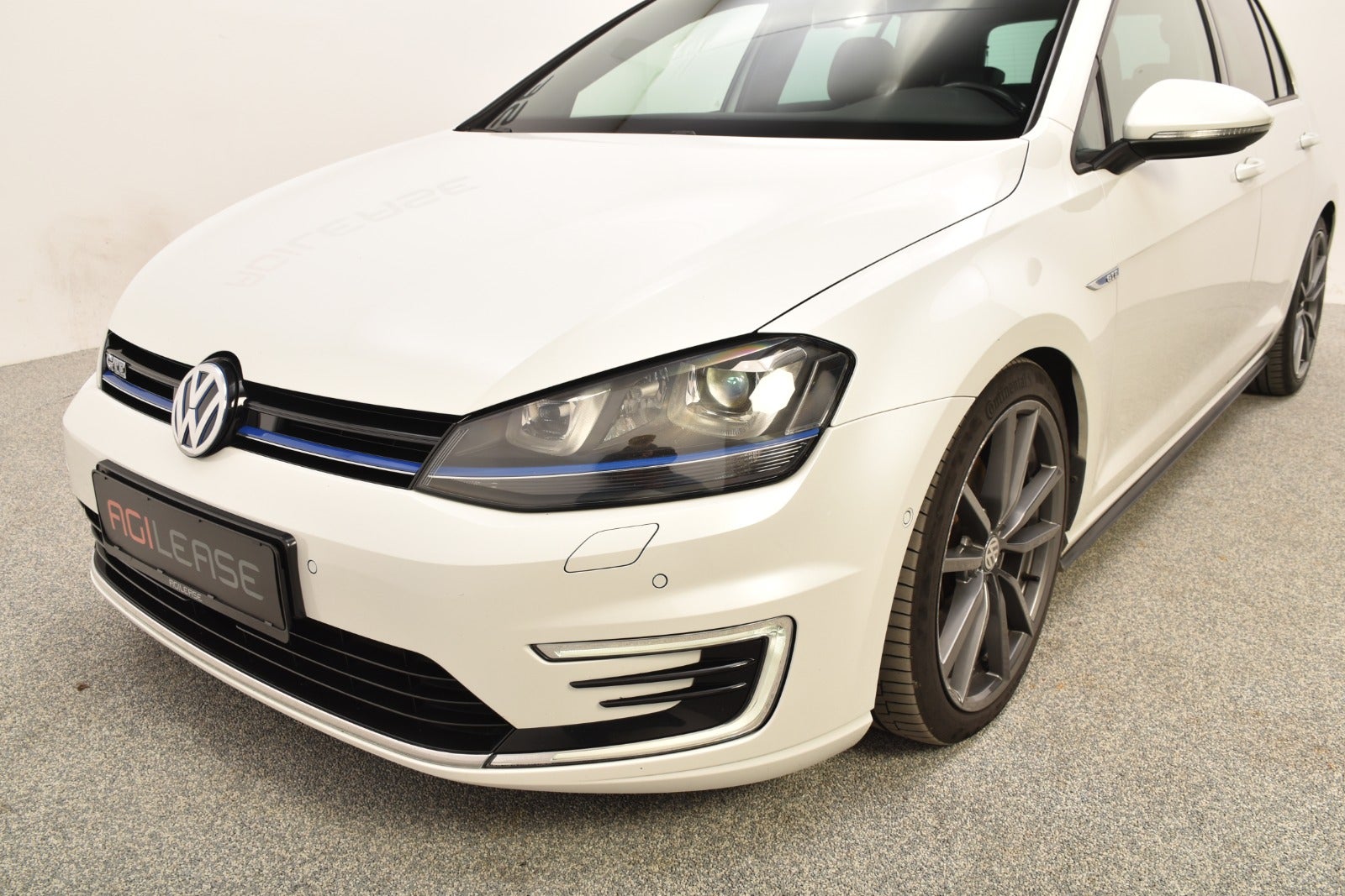 flexleasing-vw-golf-vii-14-gte-dsg-5d-findleasing