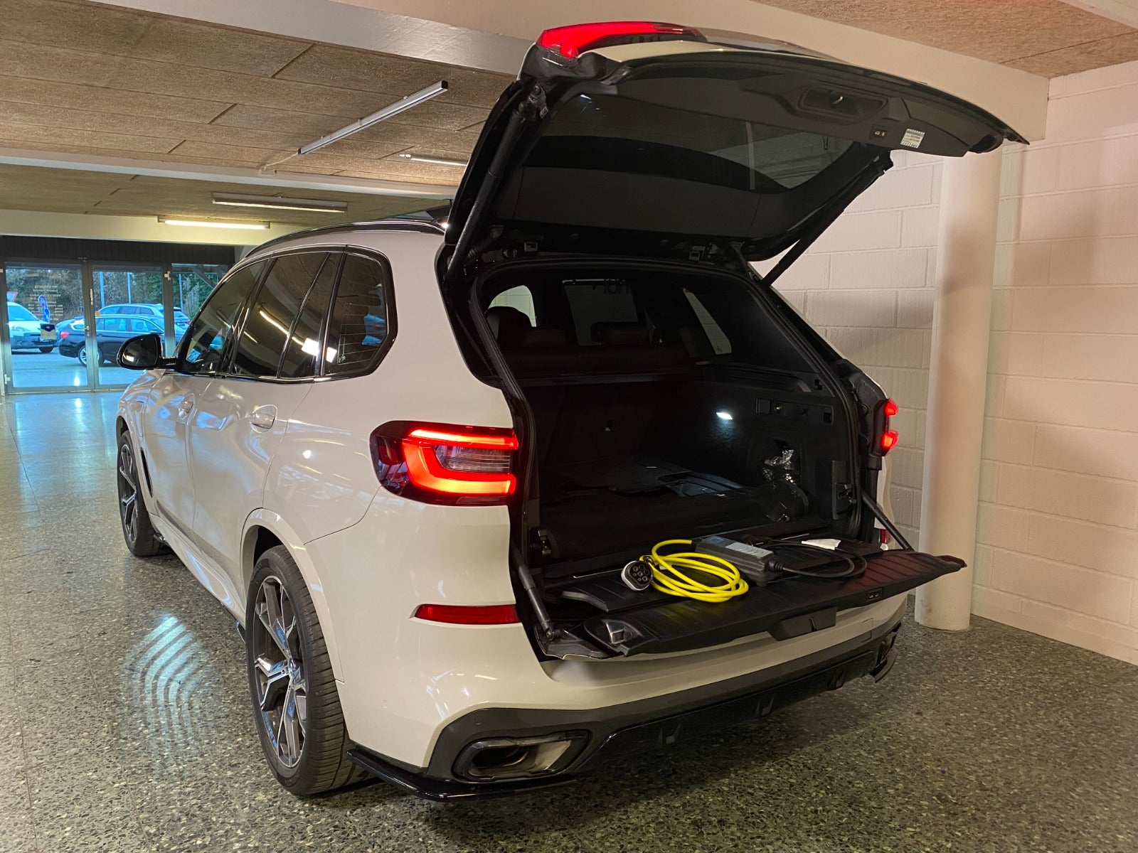 flexleasing-bmw-x5-30-xdrive45e-m-sport-aut-5d-findleasing