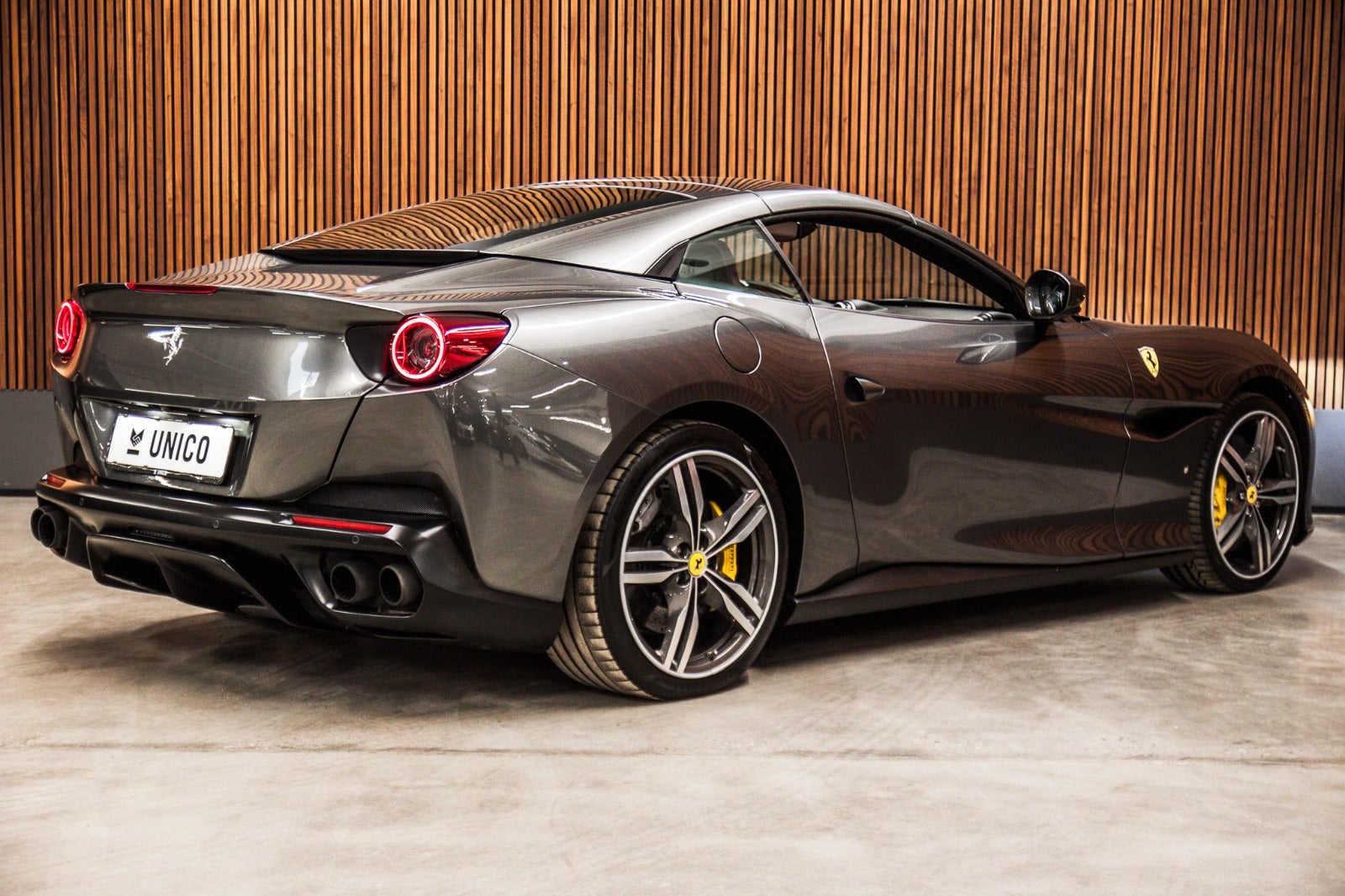 flexleasing-ferrari-portofino-39-dct-2d-findleasing